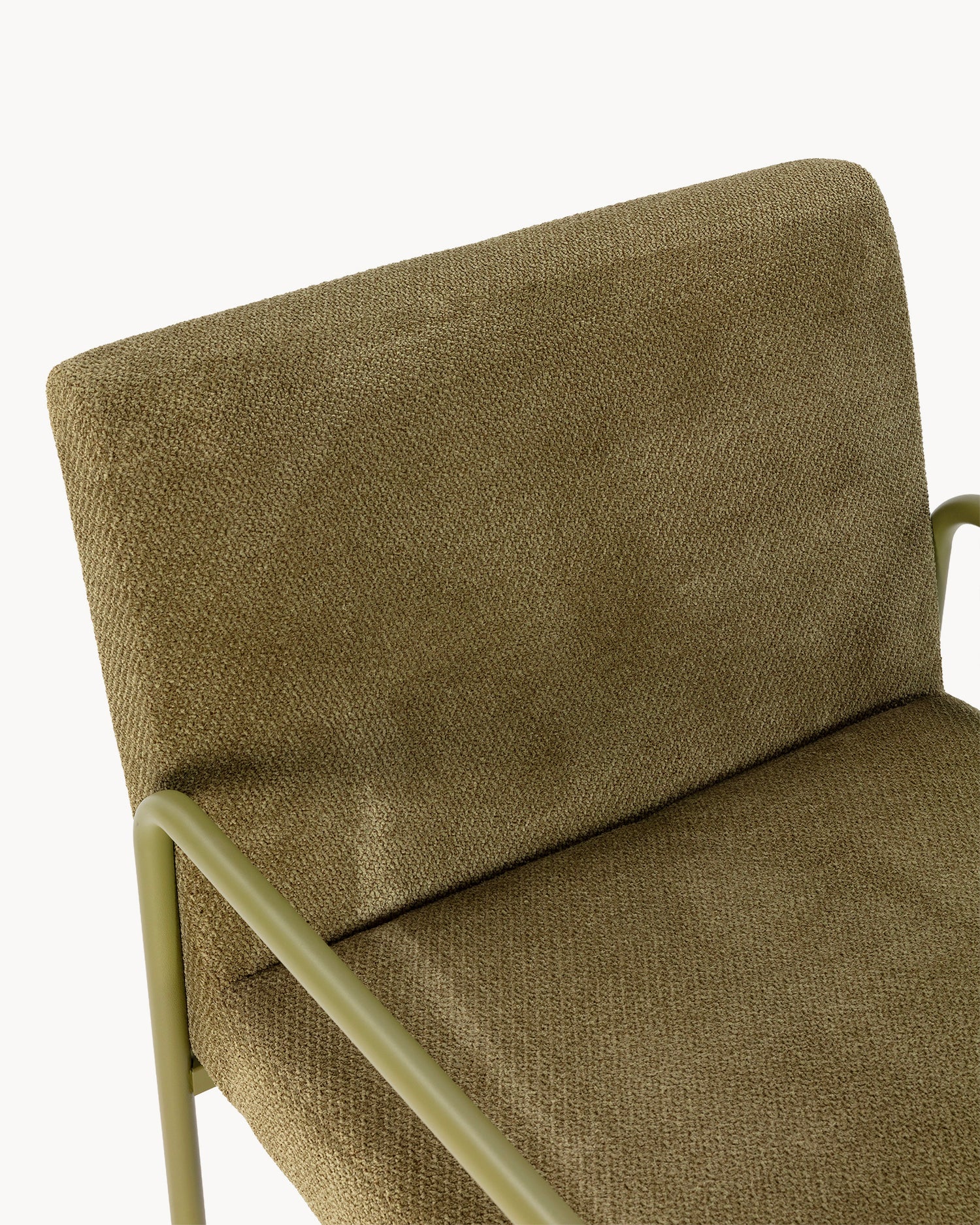 Poltrona imbottita in ciniglia Vince verde Essential Design