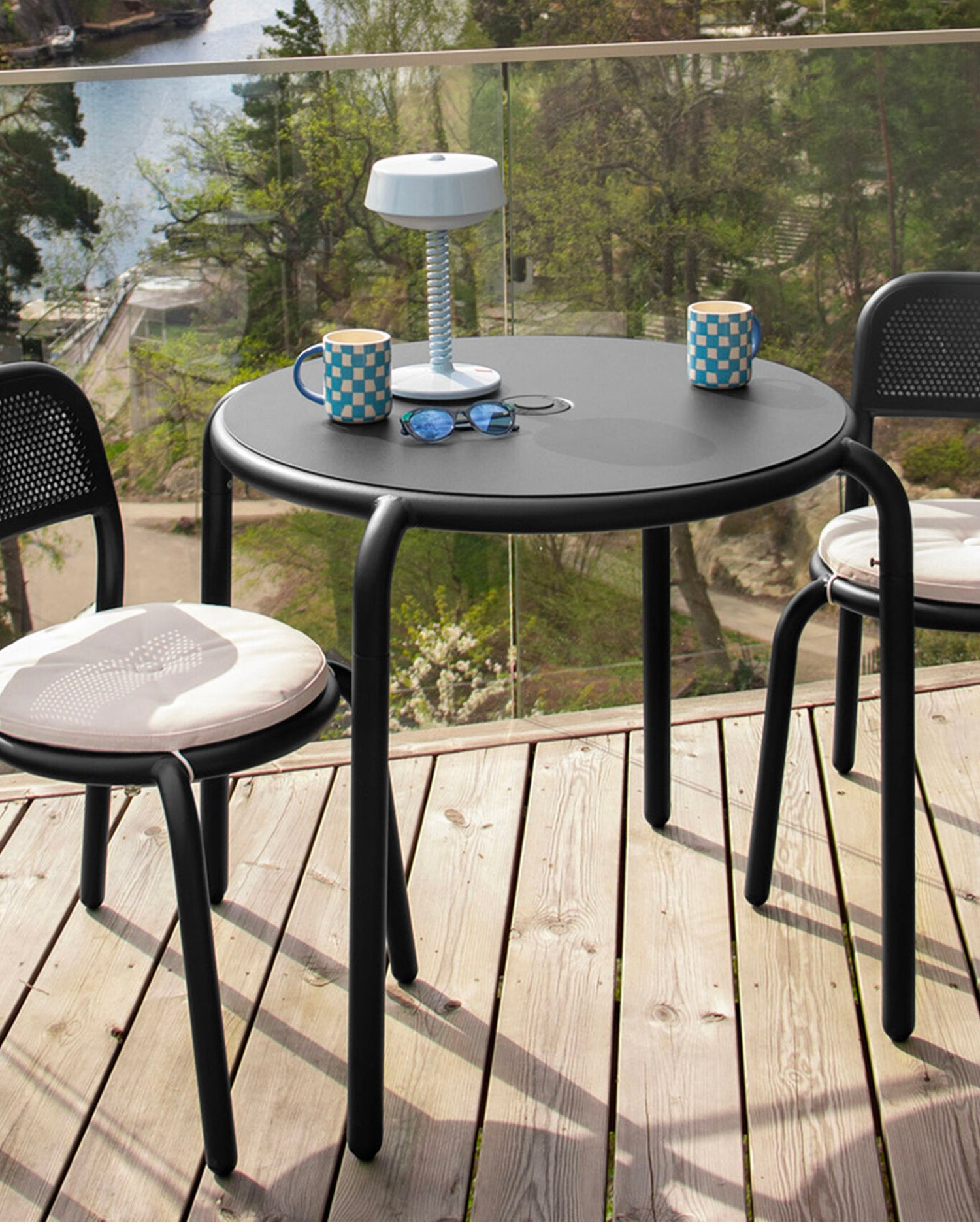 Tavolo rotondo in alluminio da esterno Toní Bistreau