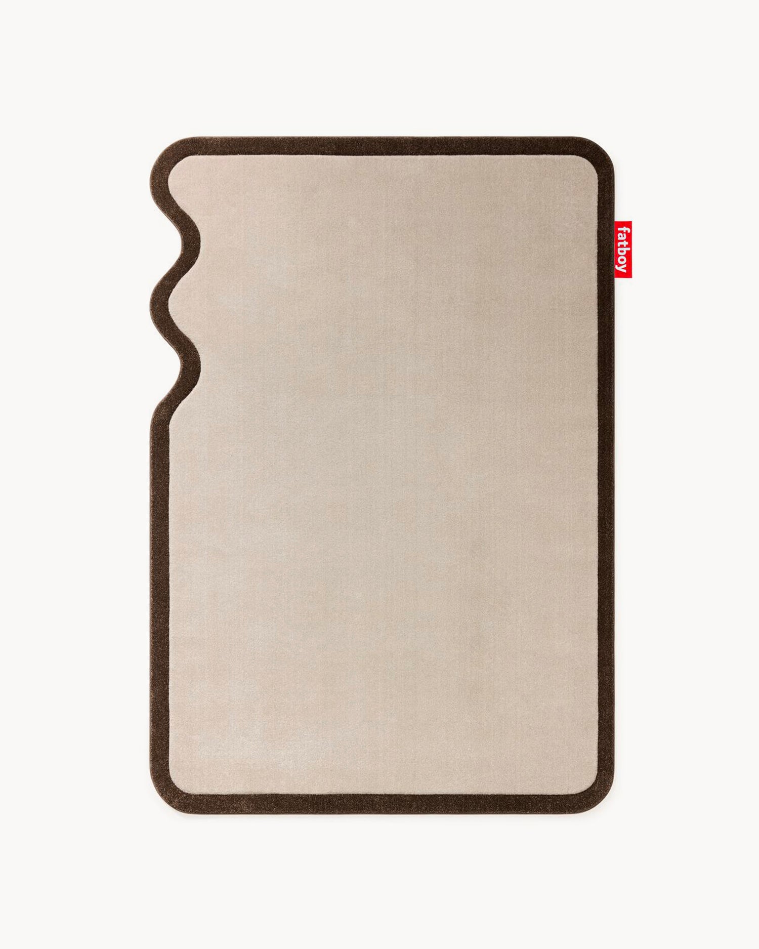 Tappeto di design con bordo ondulato Not Straight Left