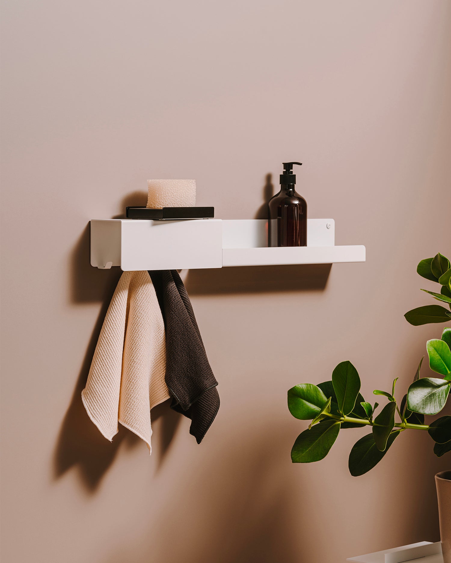 Mensola in metallo con ganci Nice