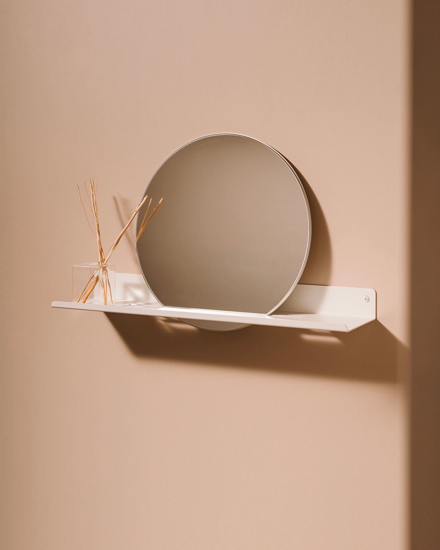 Specchio rotondo con mensola in metallo London