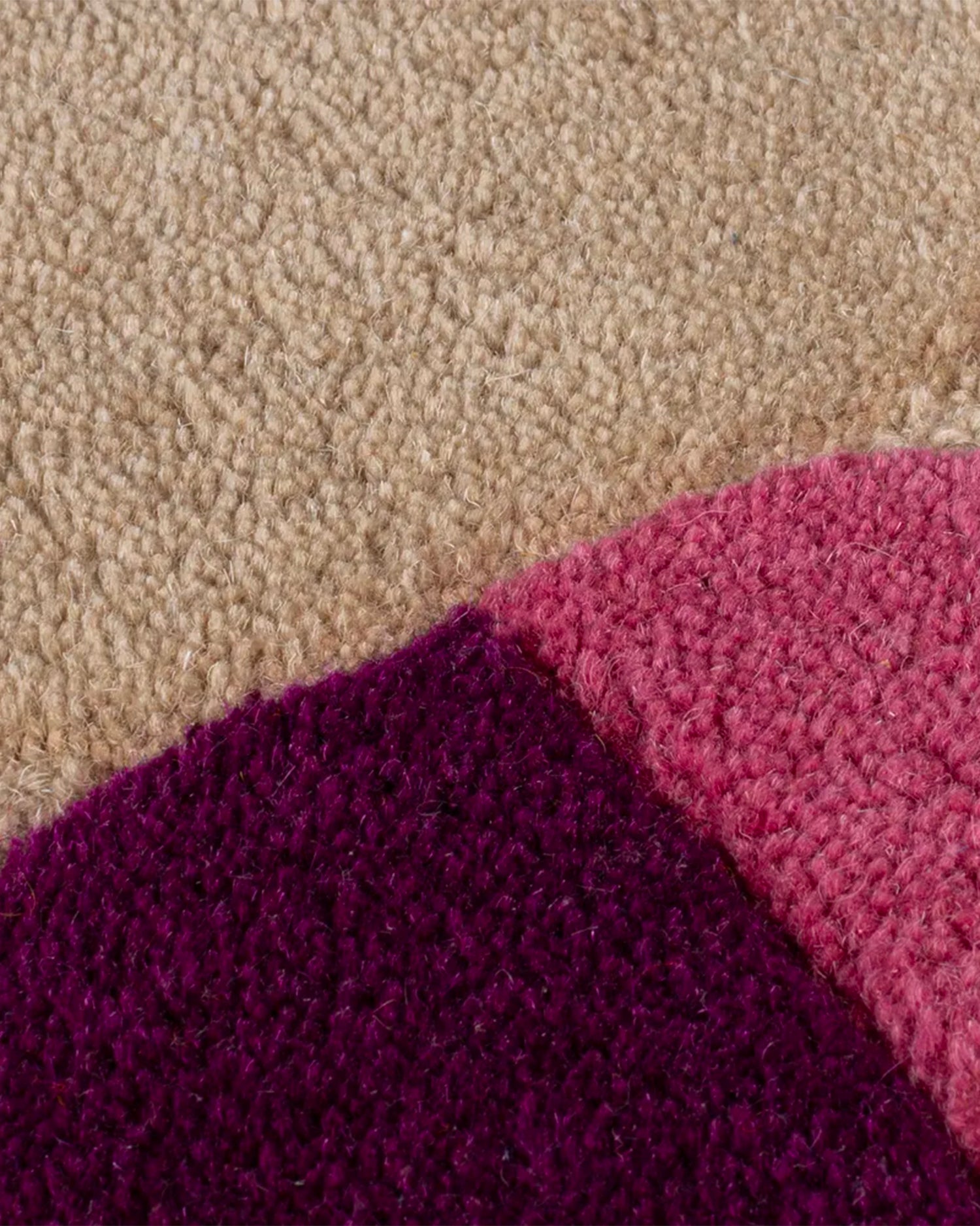 Tappeto fatto a mano in lana Mia Textured
