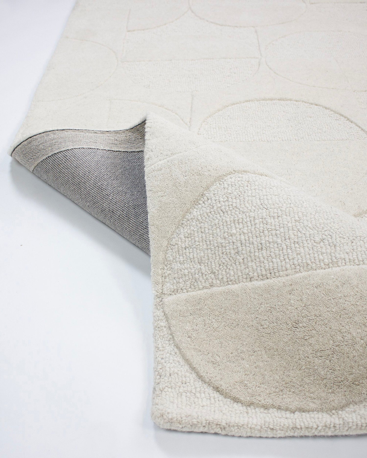 Tappeto geometrico in lana Gigi