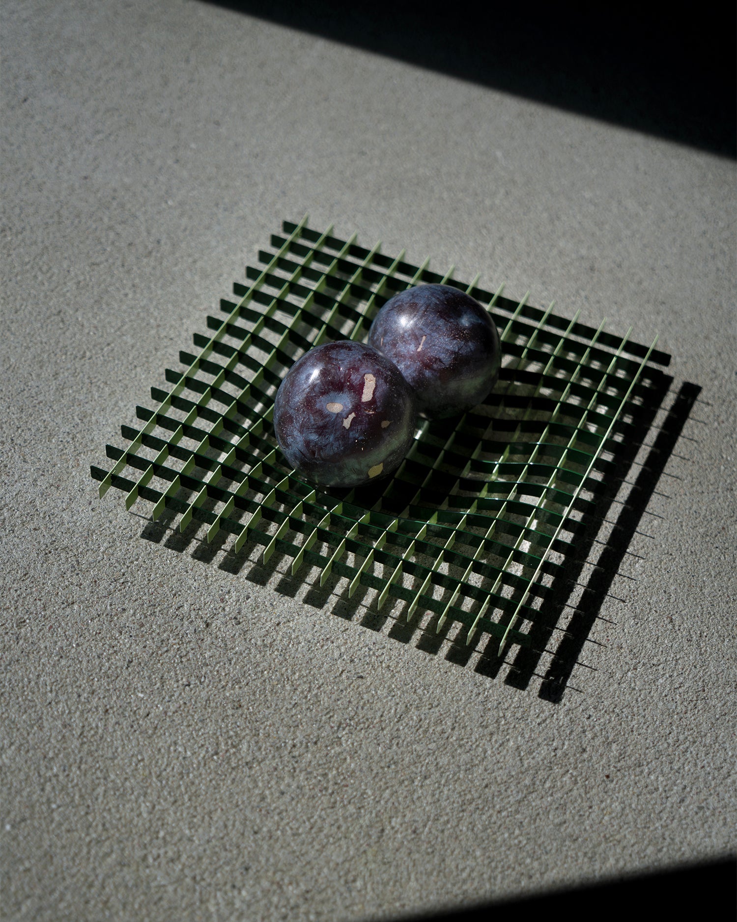 Vassoio in acciaio Gravity