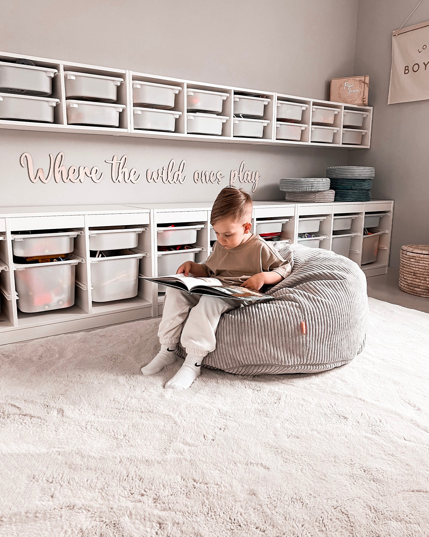 Pouf sacco per bambini in velluto a coste