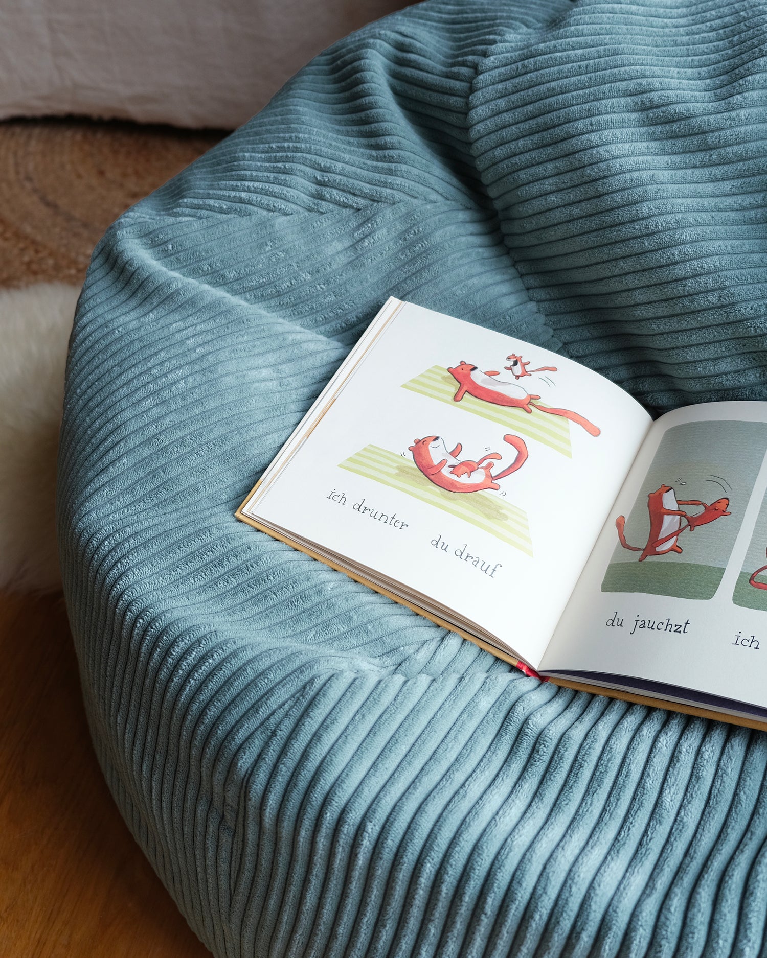 Pouf sacco per bambini in velluto a coste