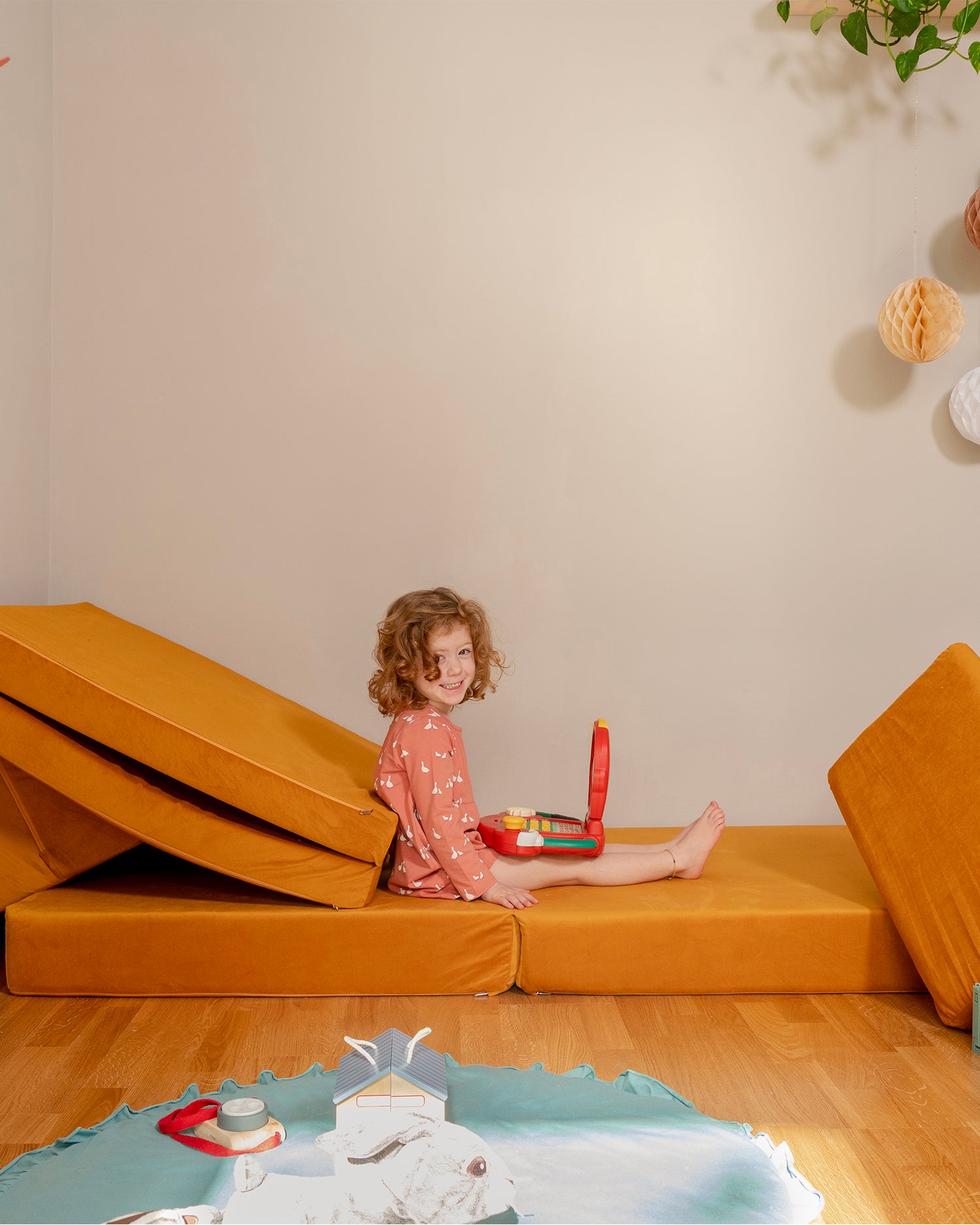 Divano modulare per bambini in velluto