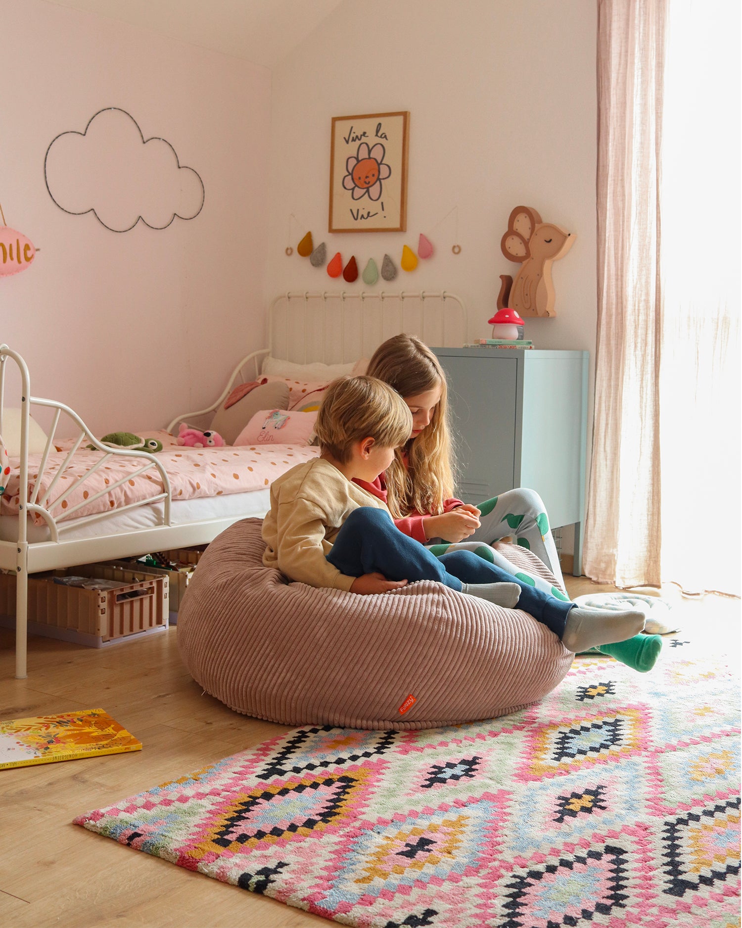 Pouf sacco per bambini in velluto a coste