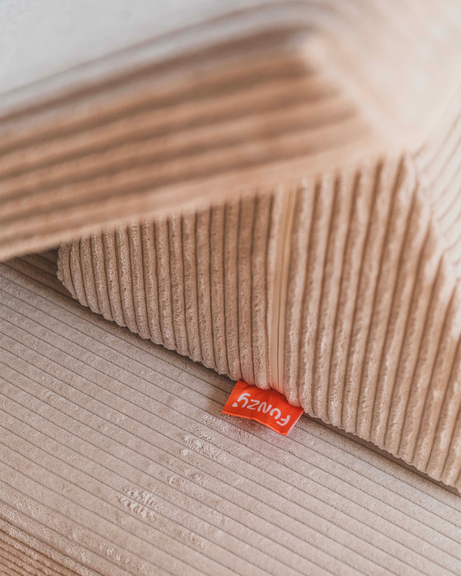 Divano modulare per bambini in velluto a coste