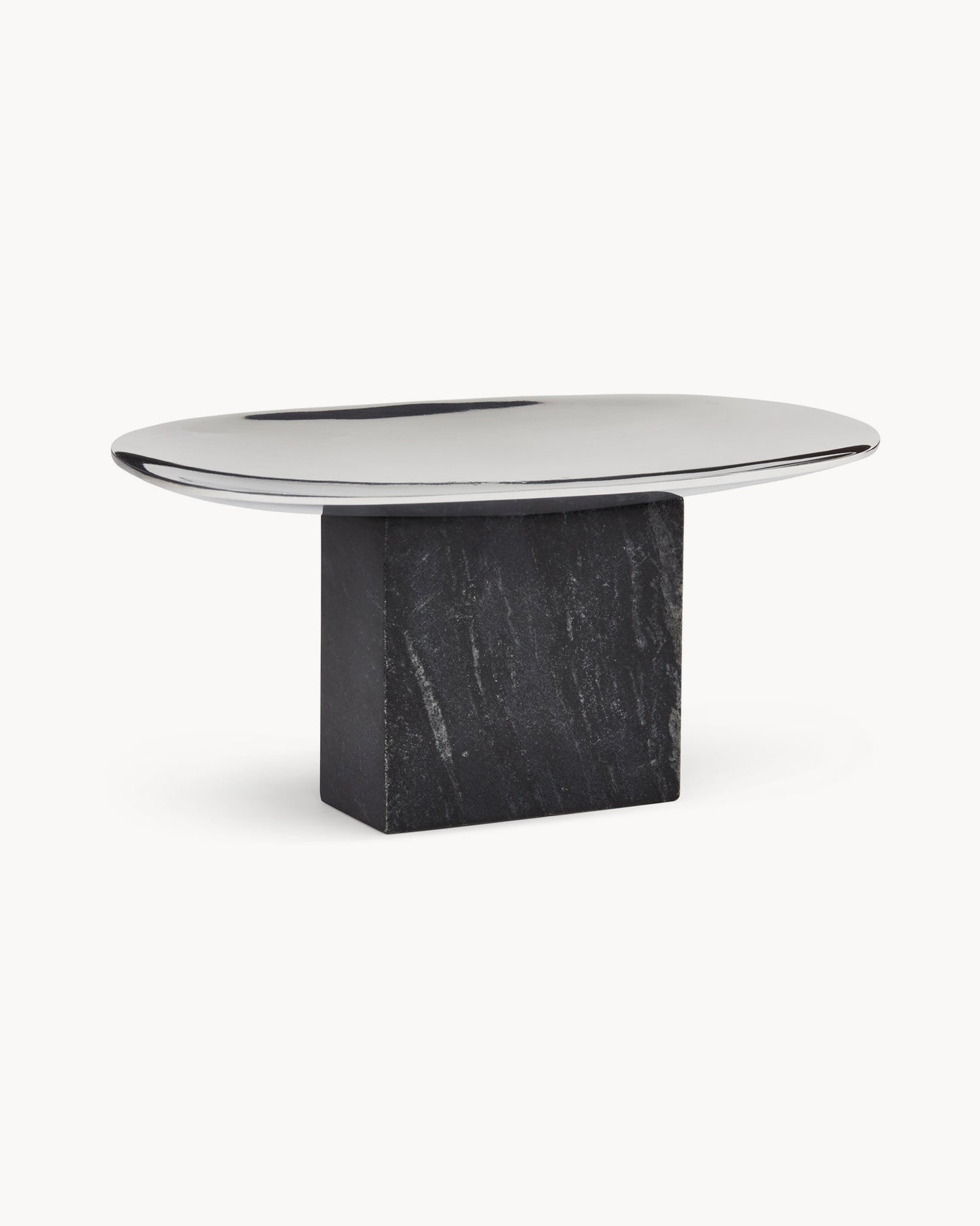 Vassoio in acciaio e marmo Sapoto