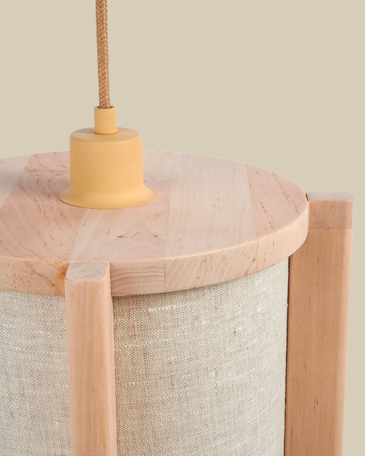 Lampada a sospensione in legno di ontano Corsica
