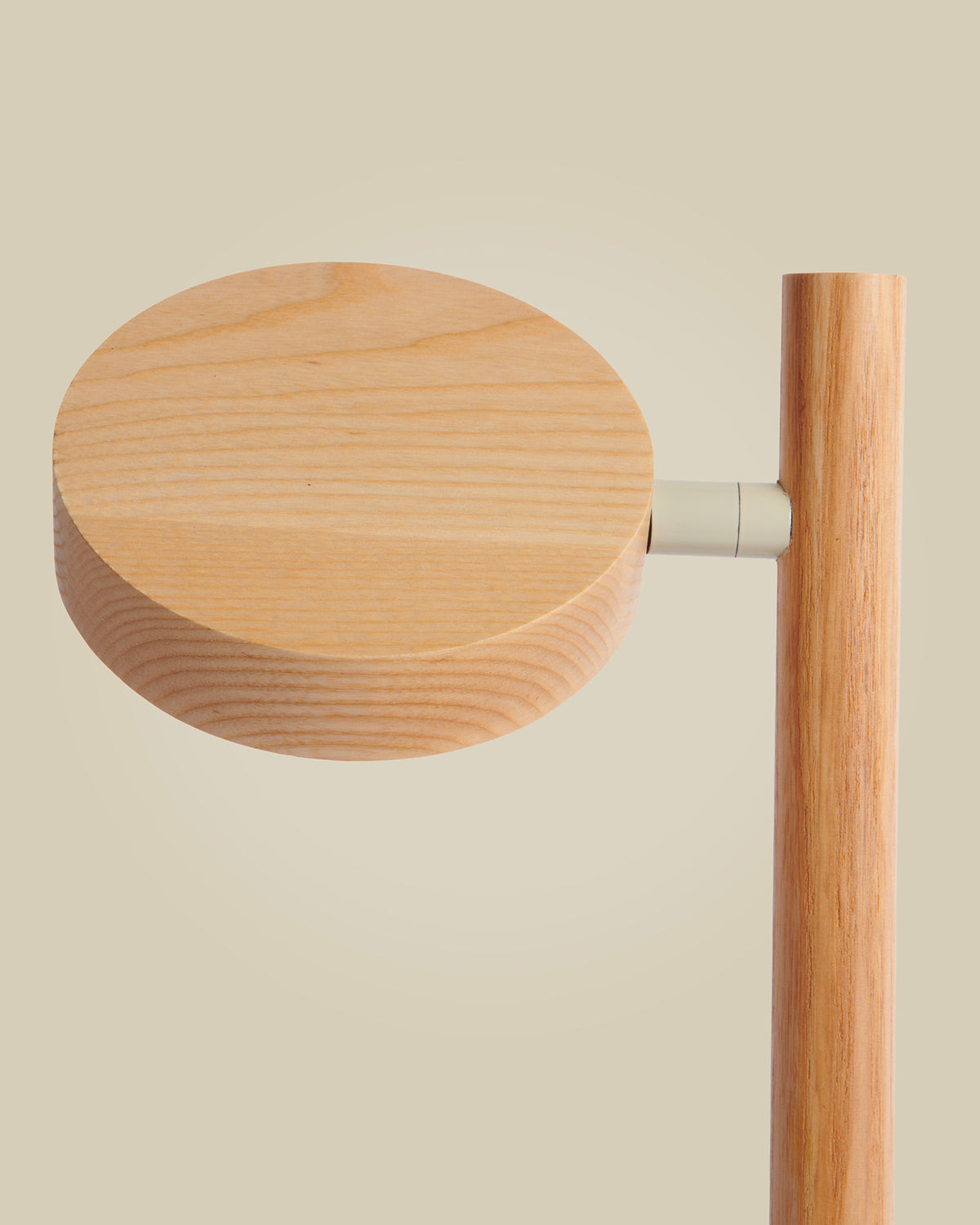 Lampada da tavolo in legno di frassino Okinawa