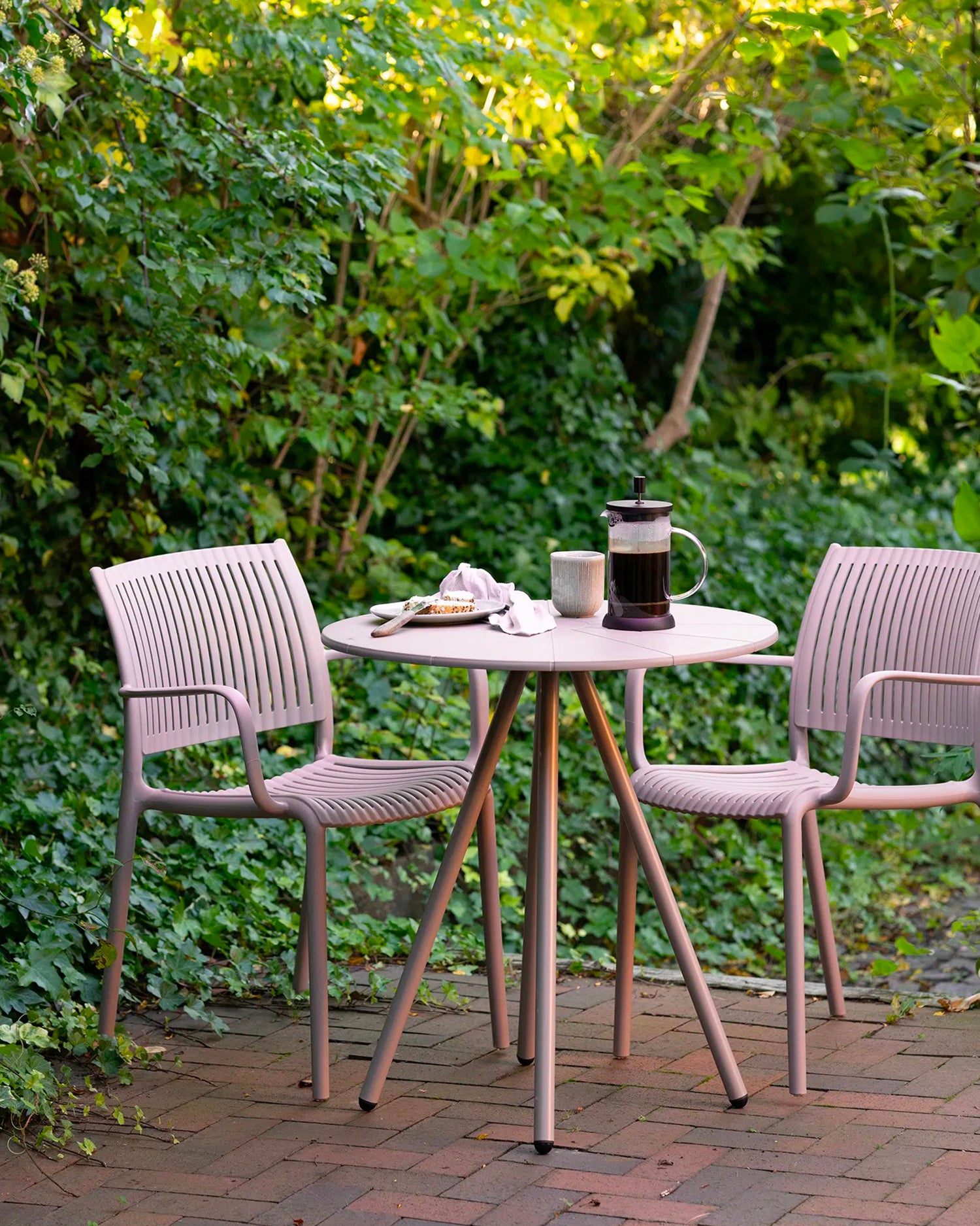 Set 2 sedie da esterno con braccioli Manzano