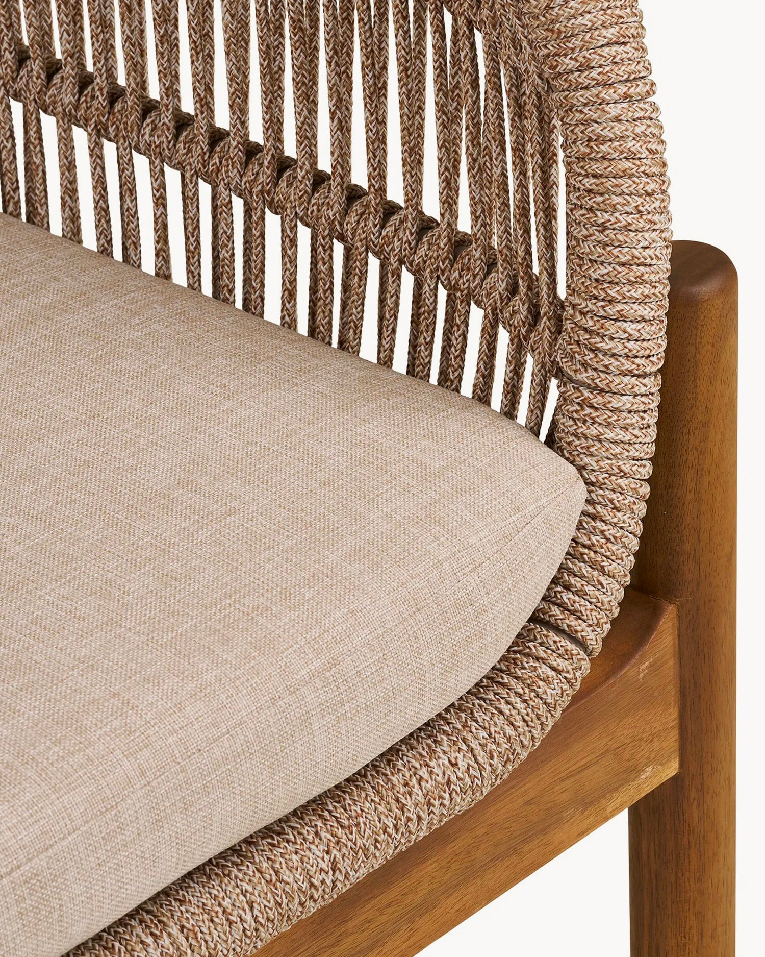 Sedia da esterno in acacia e corda intrecciata Colette