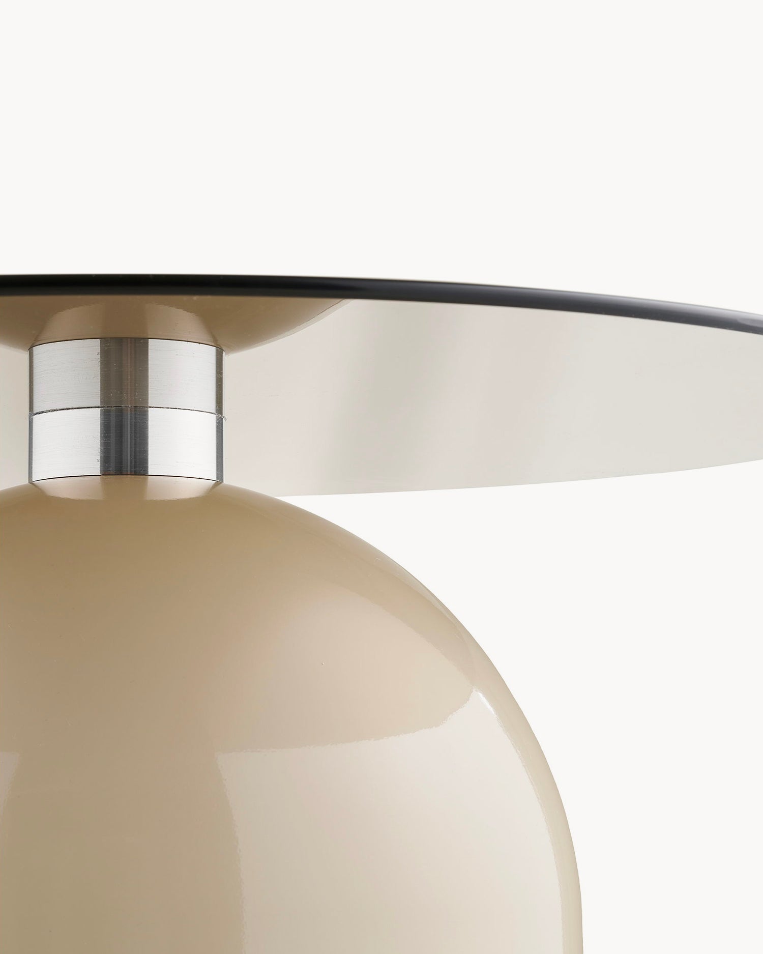 Tavolino da salotto con piano in vetro temperato Ravello