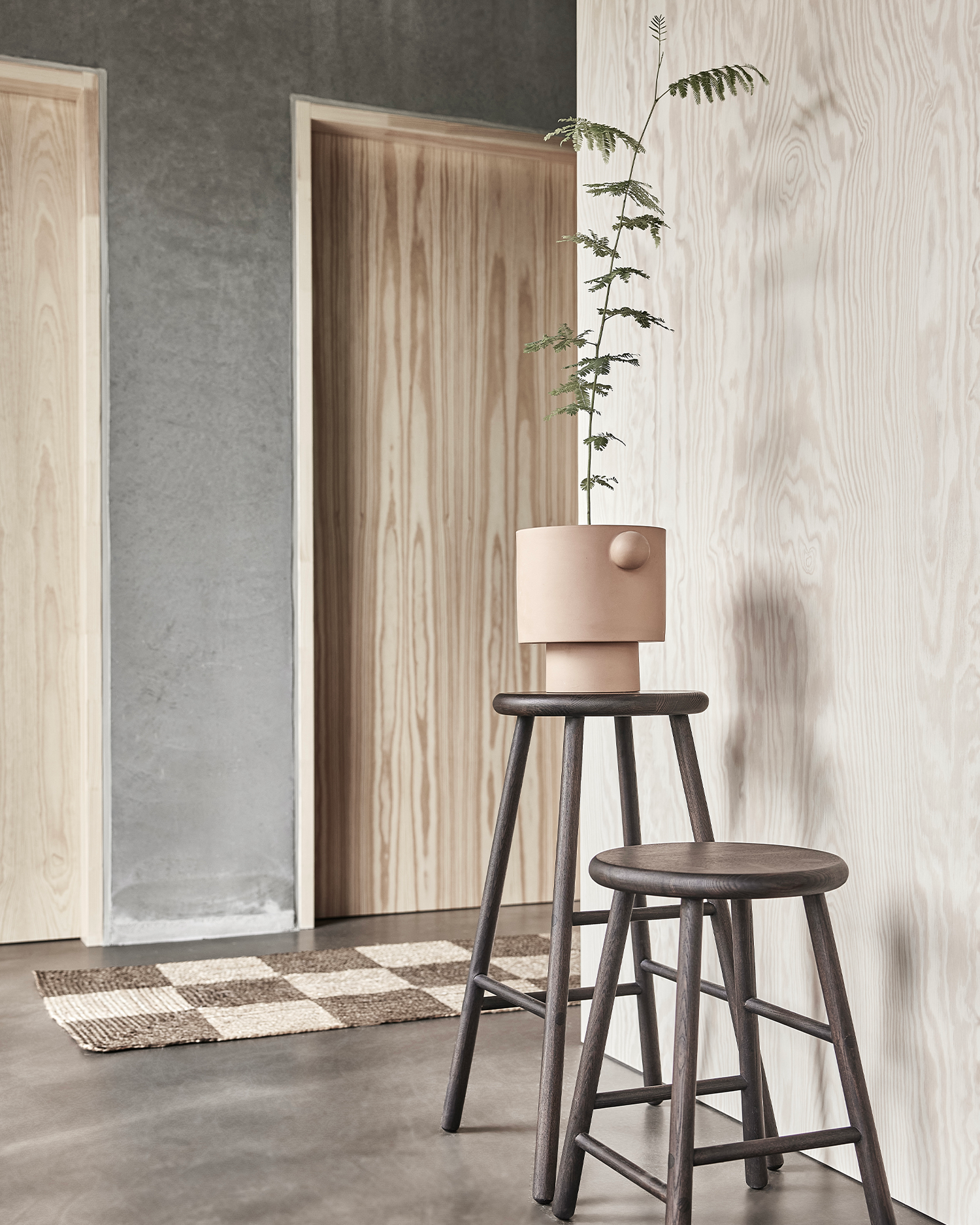 Portavaso in ceramica fatto a mano Inka Kana, rosa
