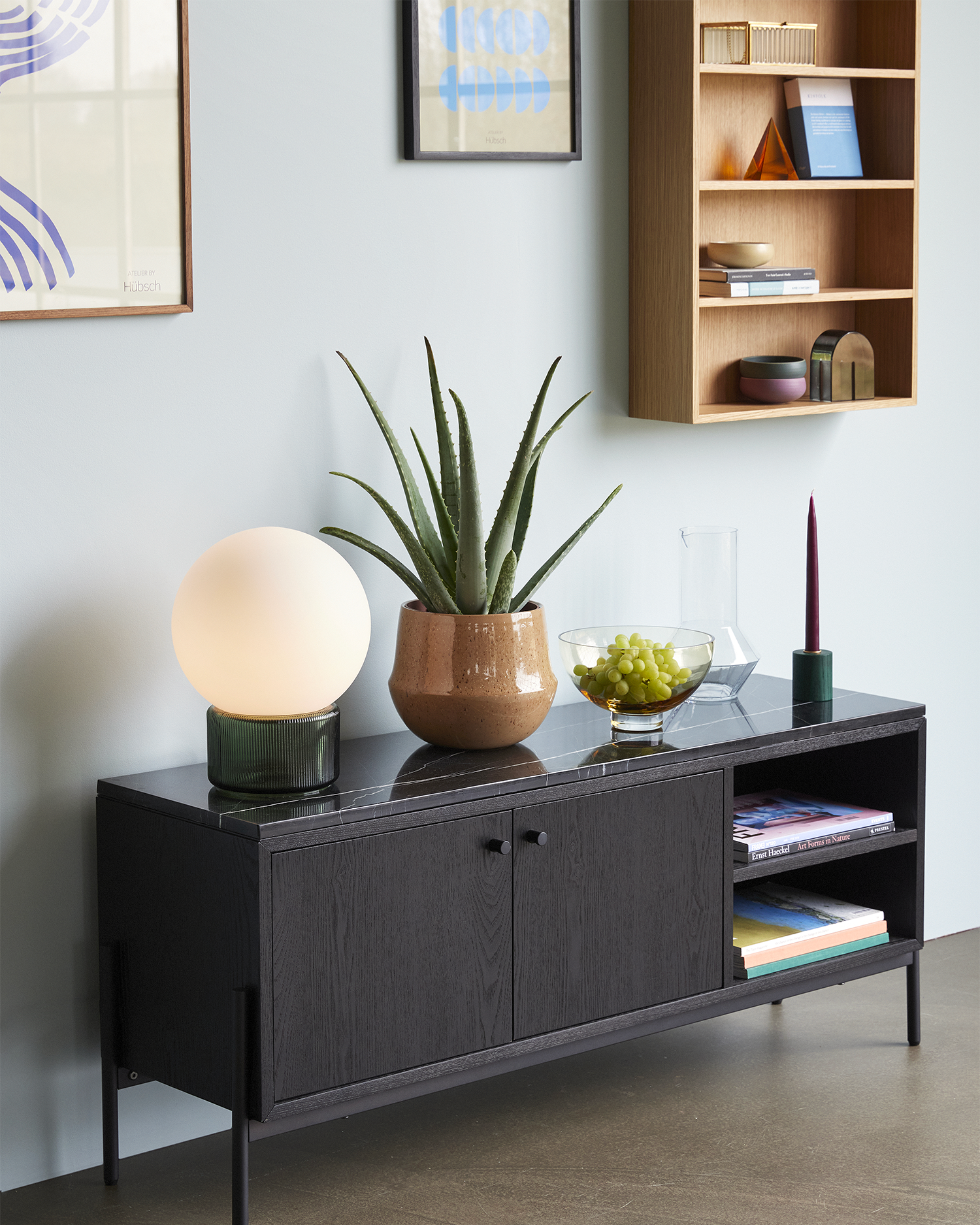 Scaffale da parete in legno di quercia Cubbie