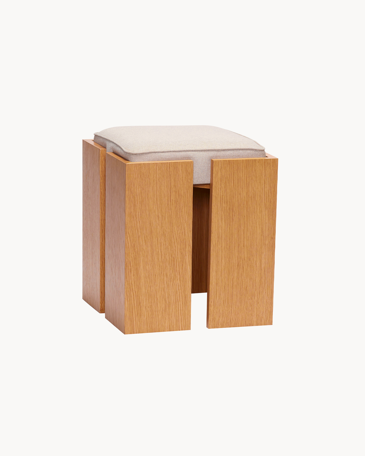 Sgabello in legno di rovere con cuscino Forma