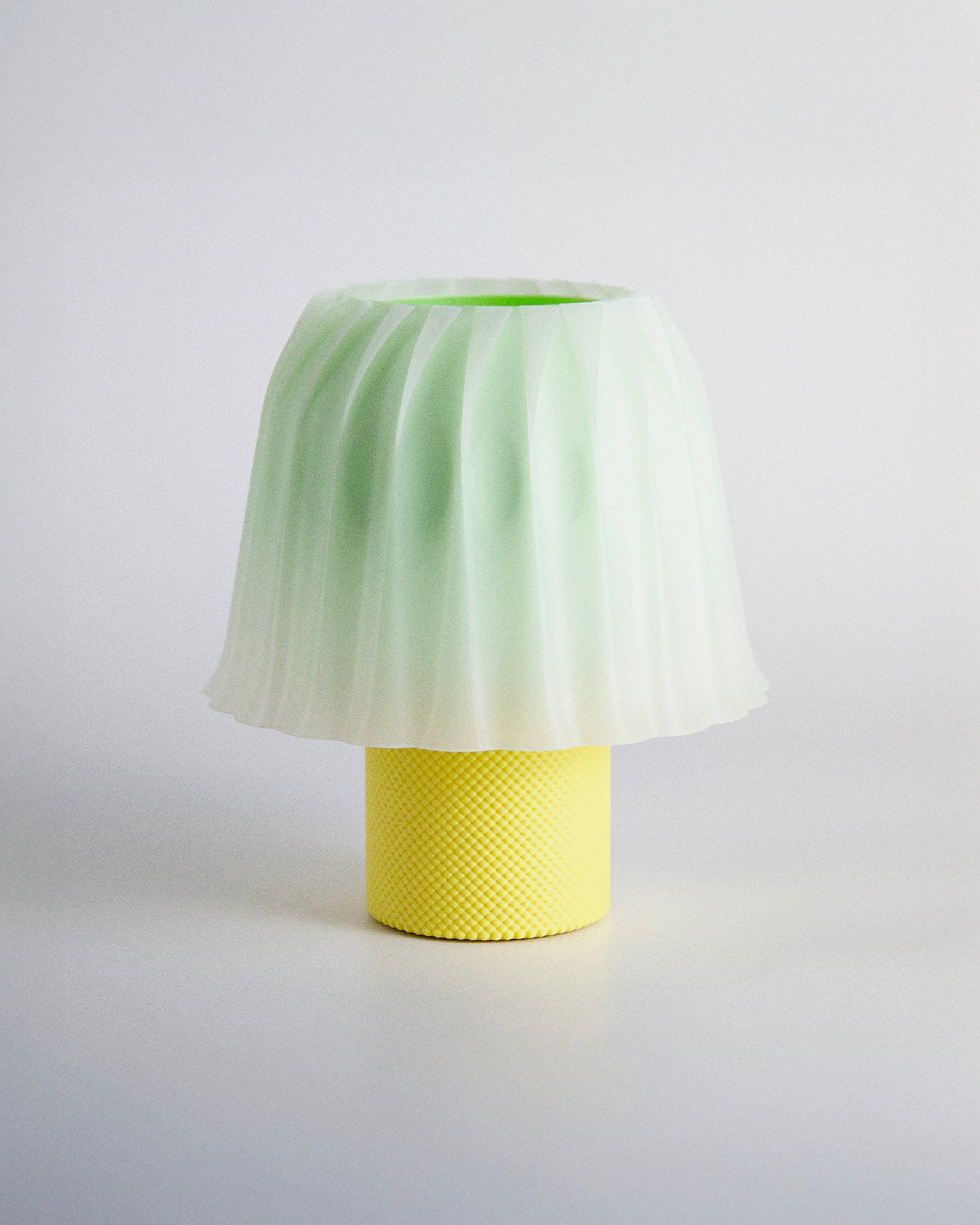 Lampada da tavolo stampata in 3D Ceno
