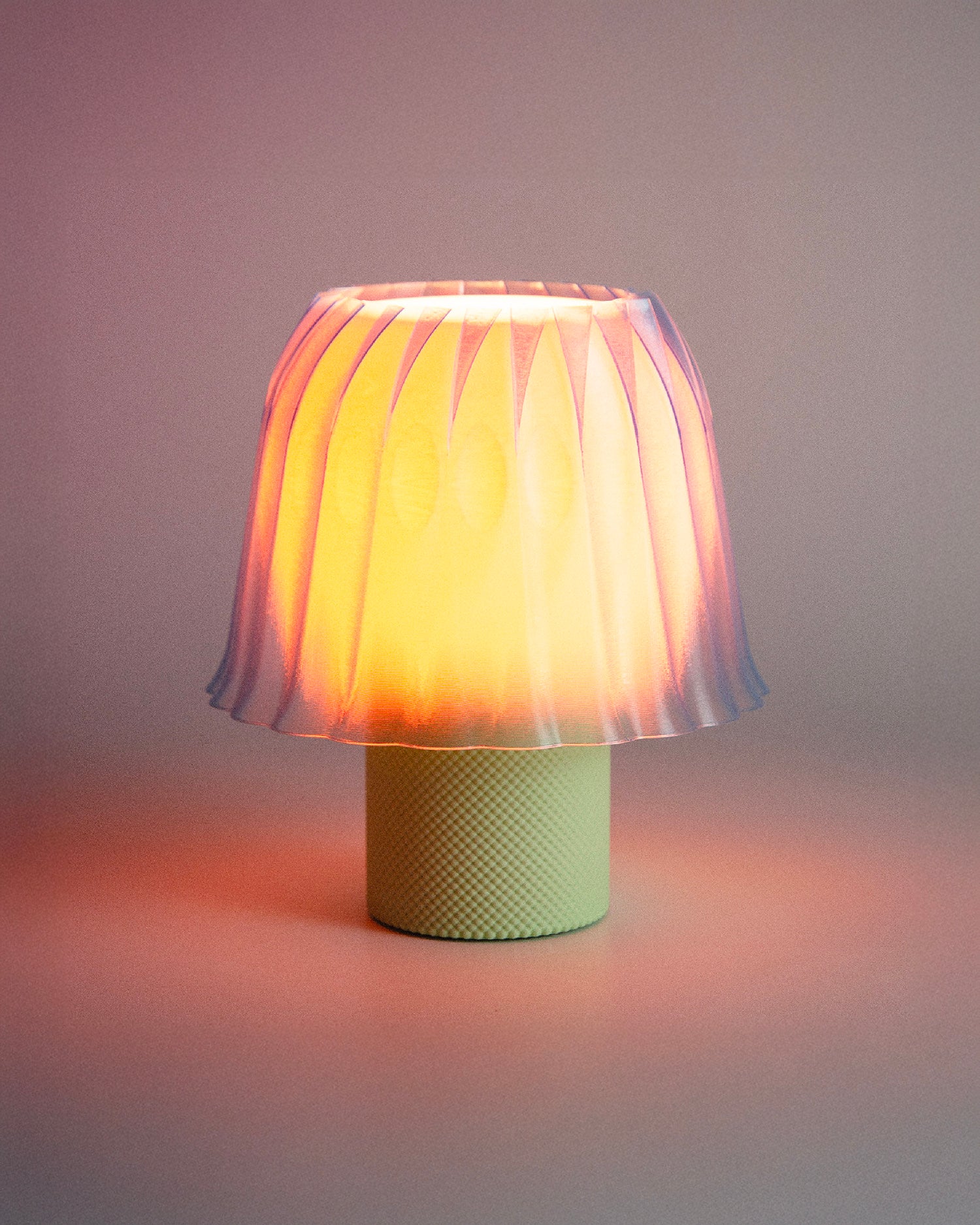 Lampada da tavolo stampata in 3D Ceno