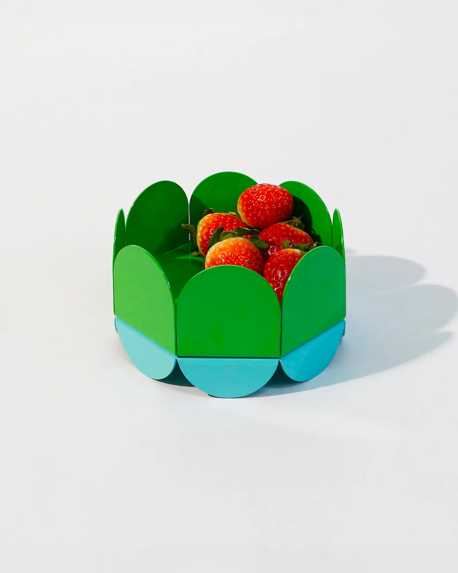 Portafrutta in metallo fatto a mano Wave