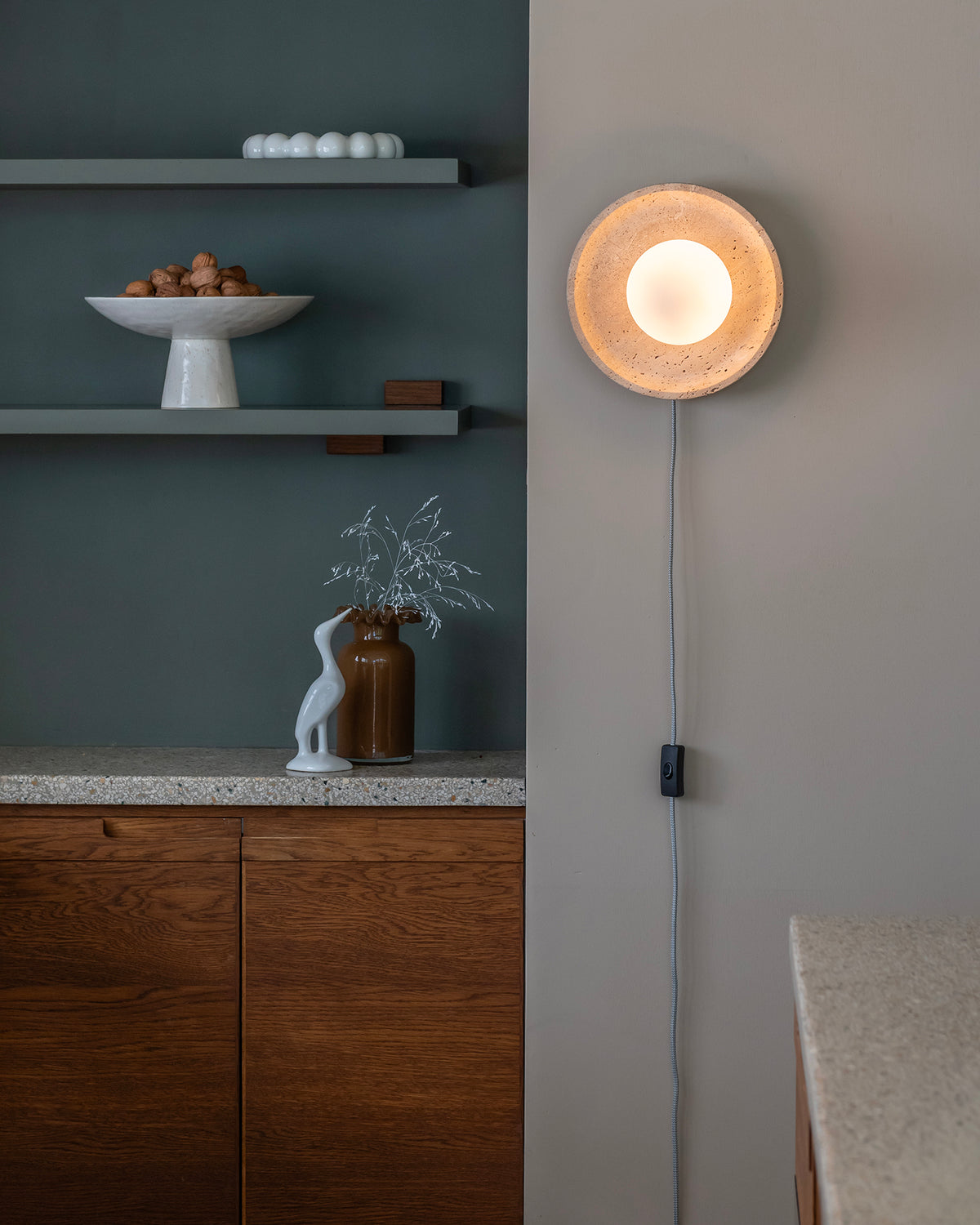 Lampada da soffitto e parete in travertino e vetro Tivoli