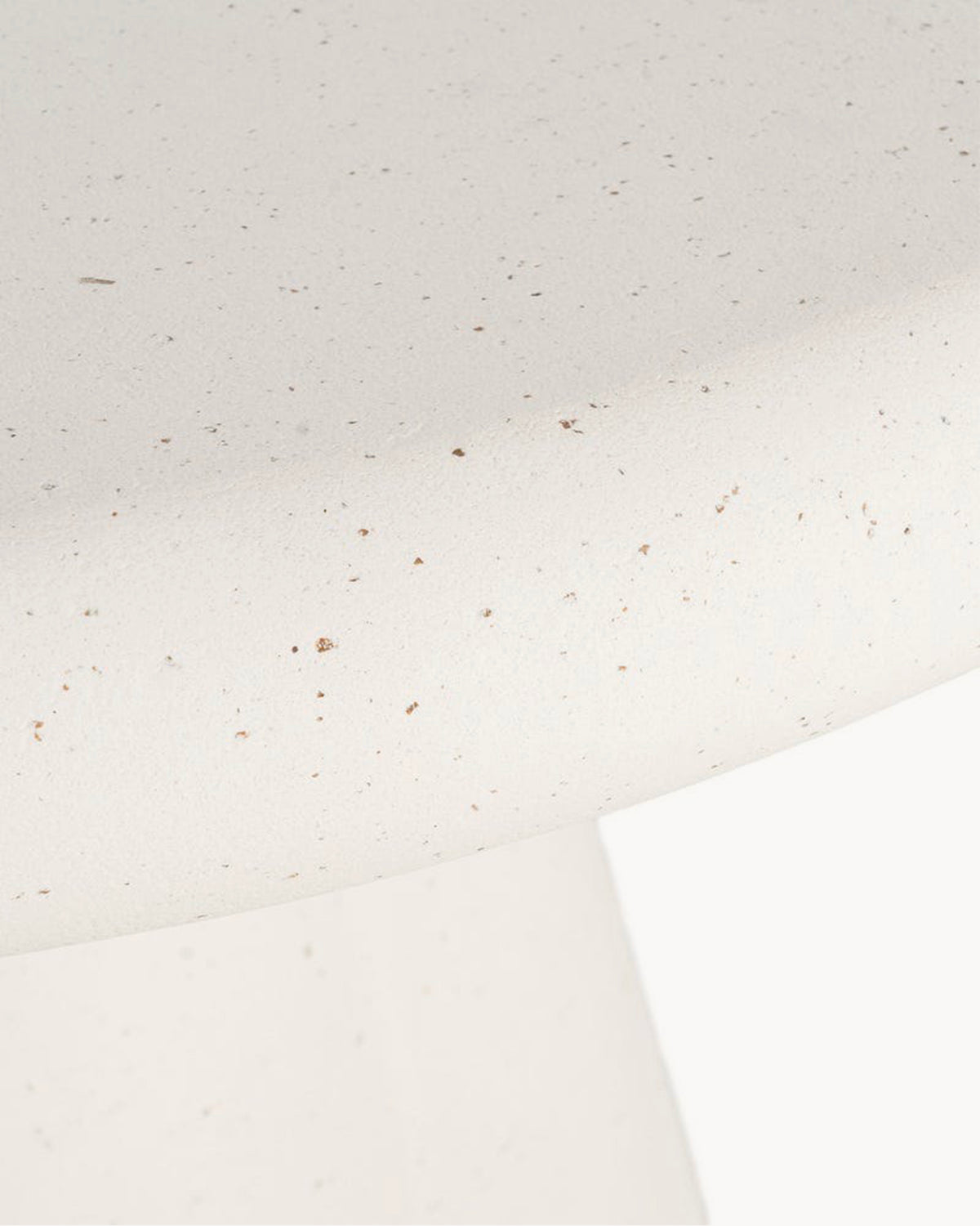 Tavolo da pranzo rotondo effetto microcemento Terrin