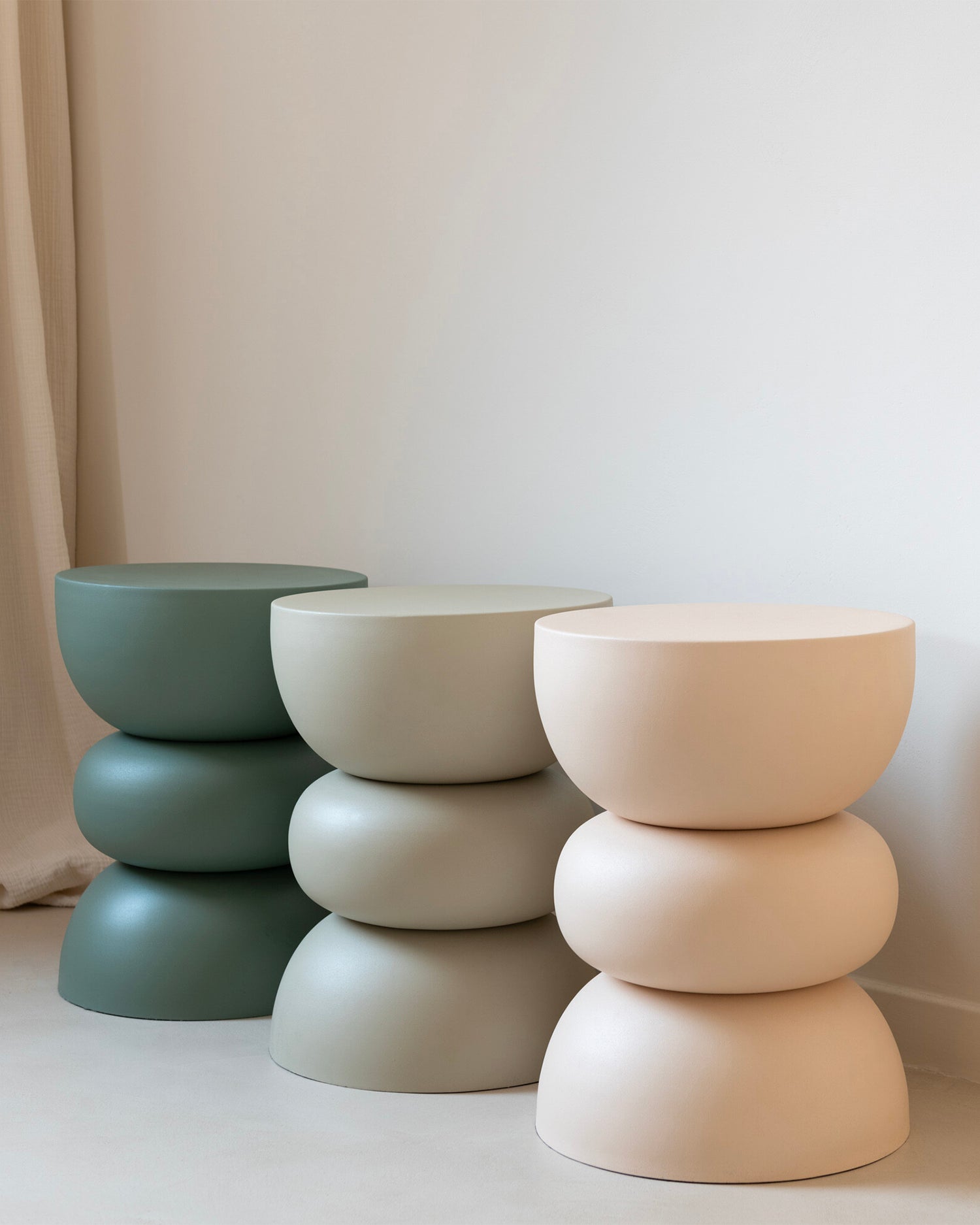 Tavolino in metallo Lise, beige