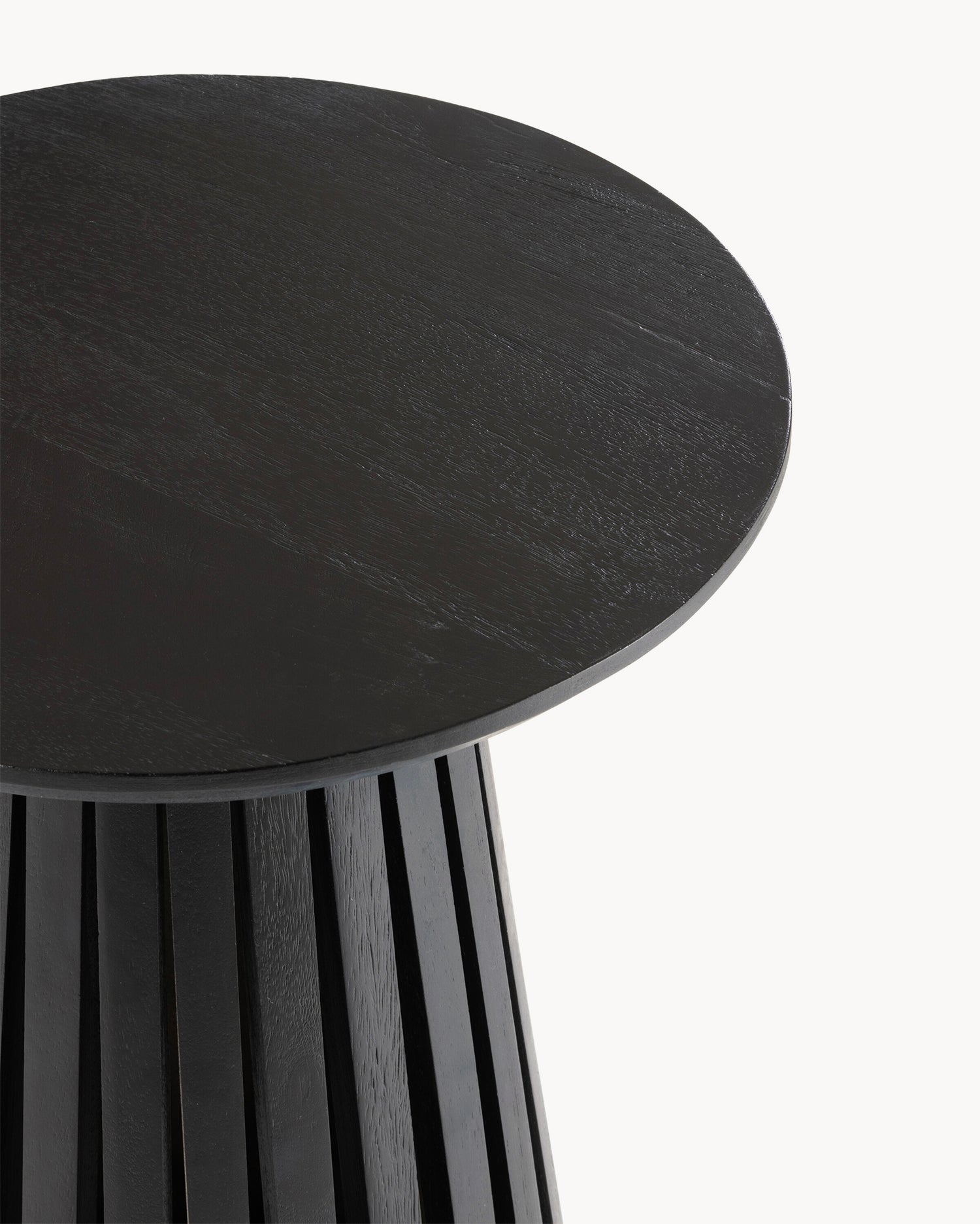 Tavolino in legno di mango Vincent, nero