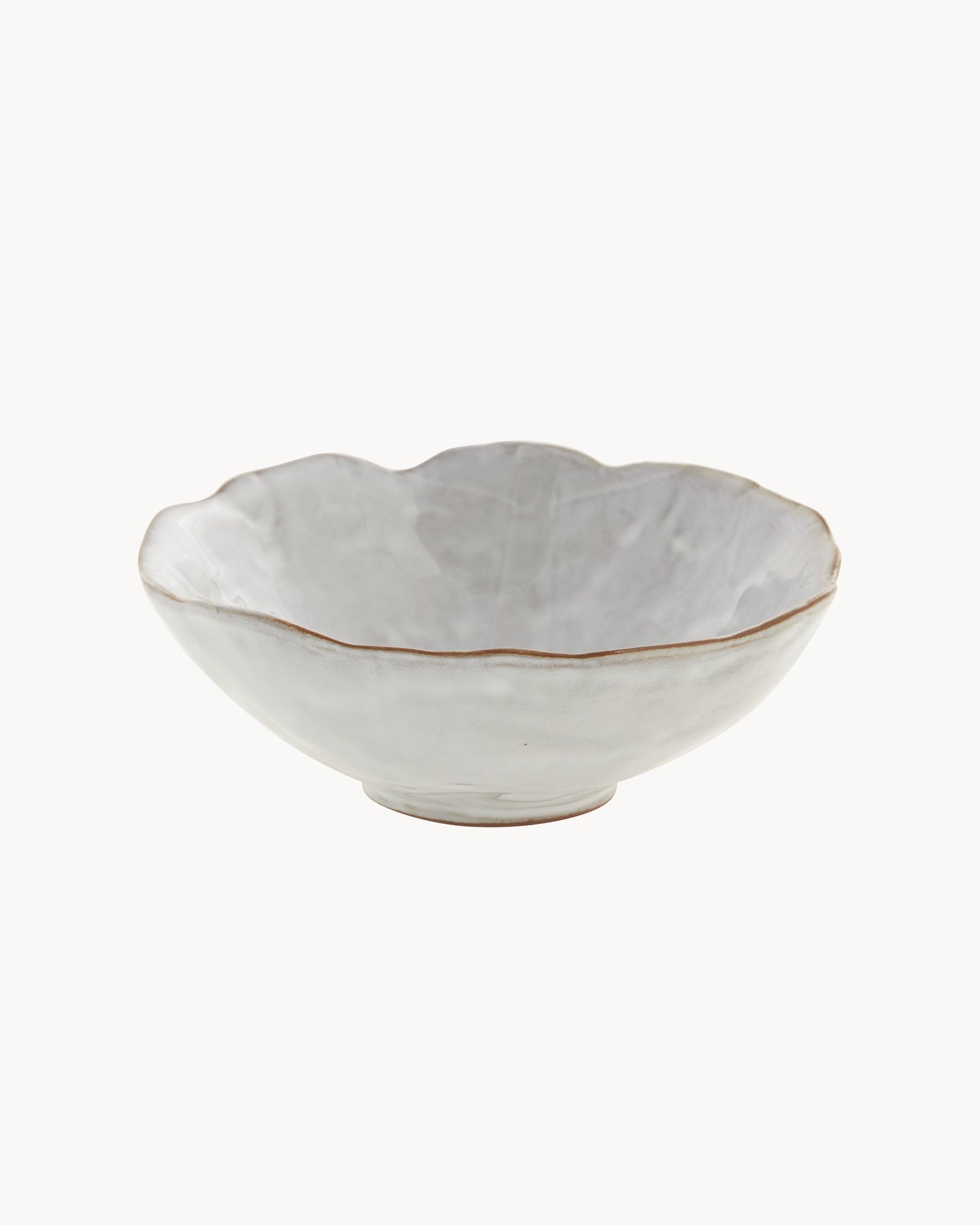 Piatto fondo in ceramica realizzato a mano Milla, bianco