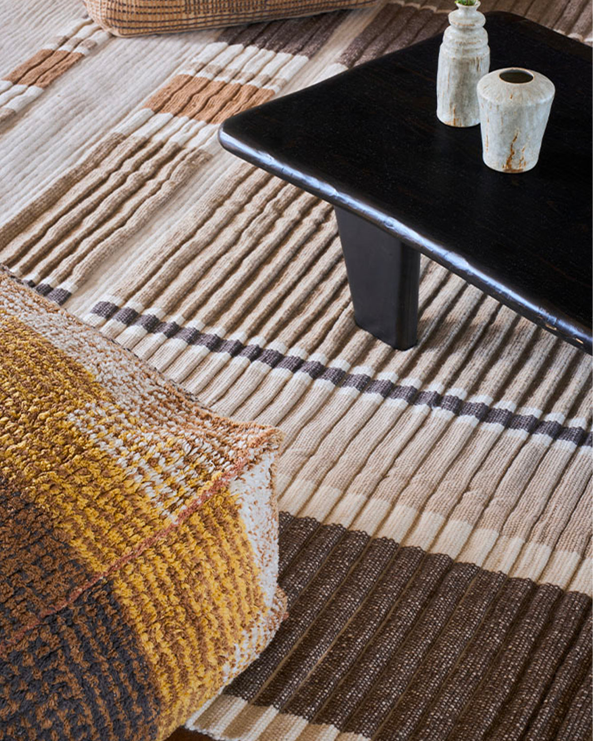 Tappeto in lana e cotone Handloom Columns