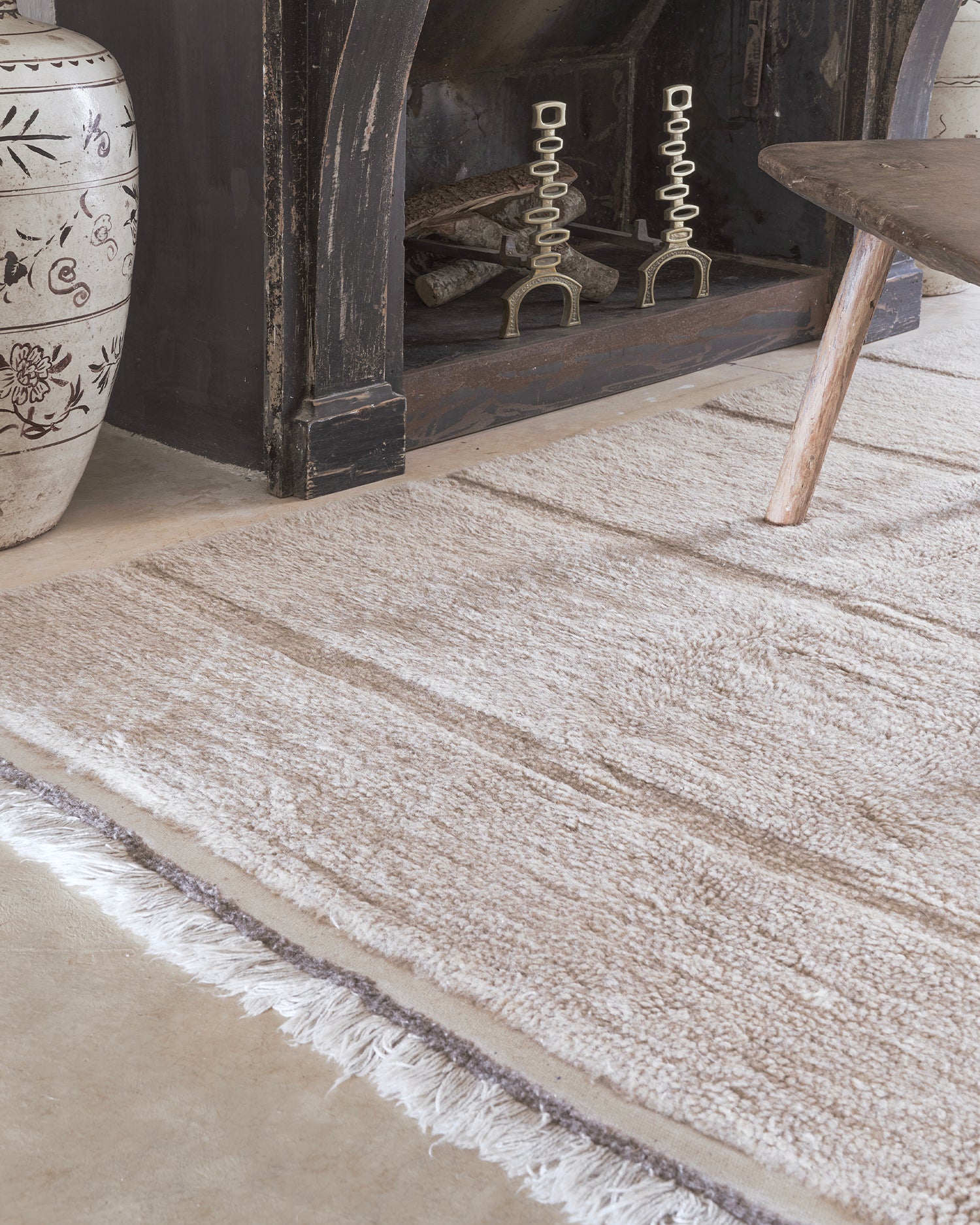 Tappeto lavabile in lana realizzato a mano Steppe