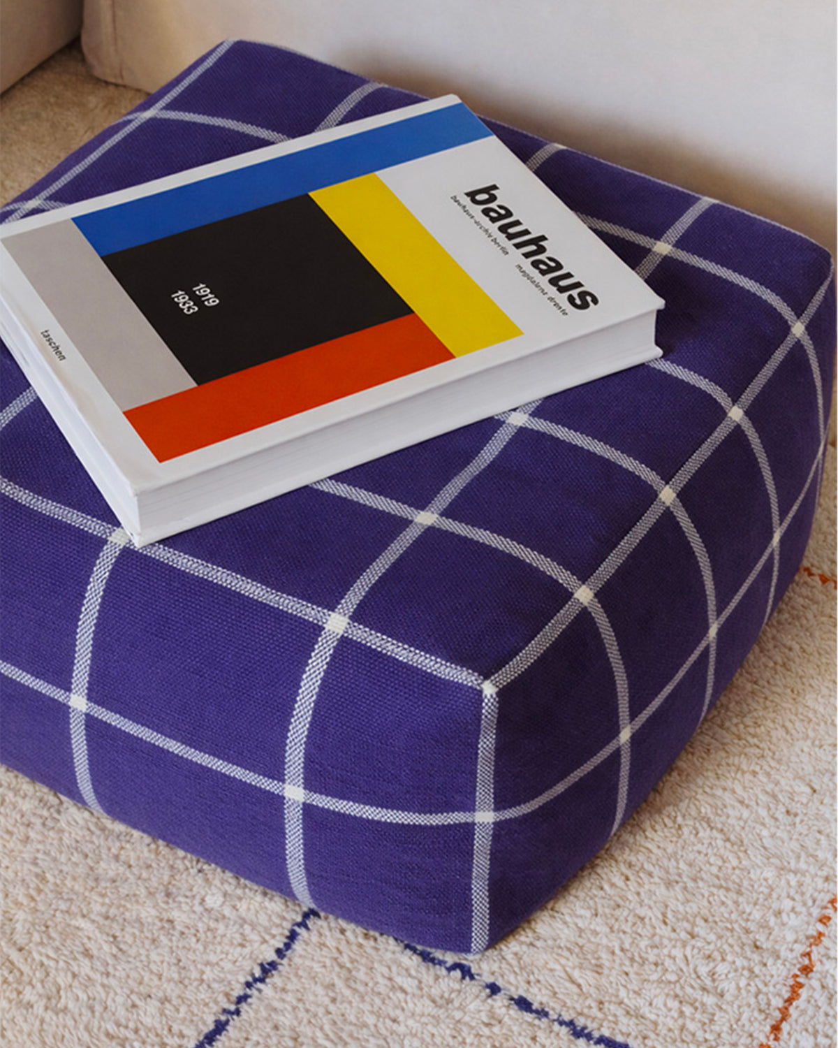 Pouf intrecciato a mano Geo Block