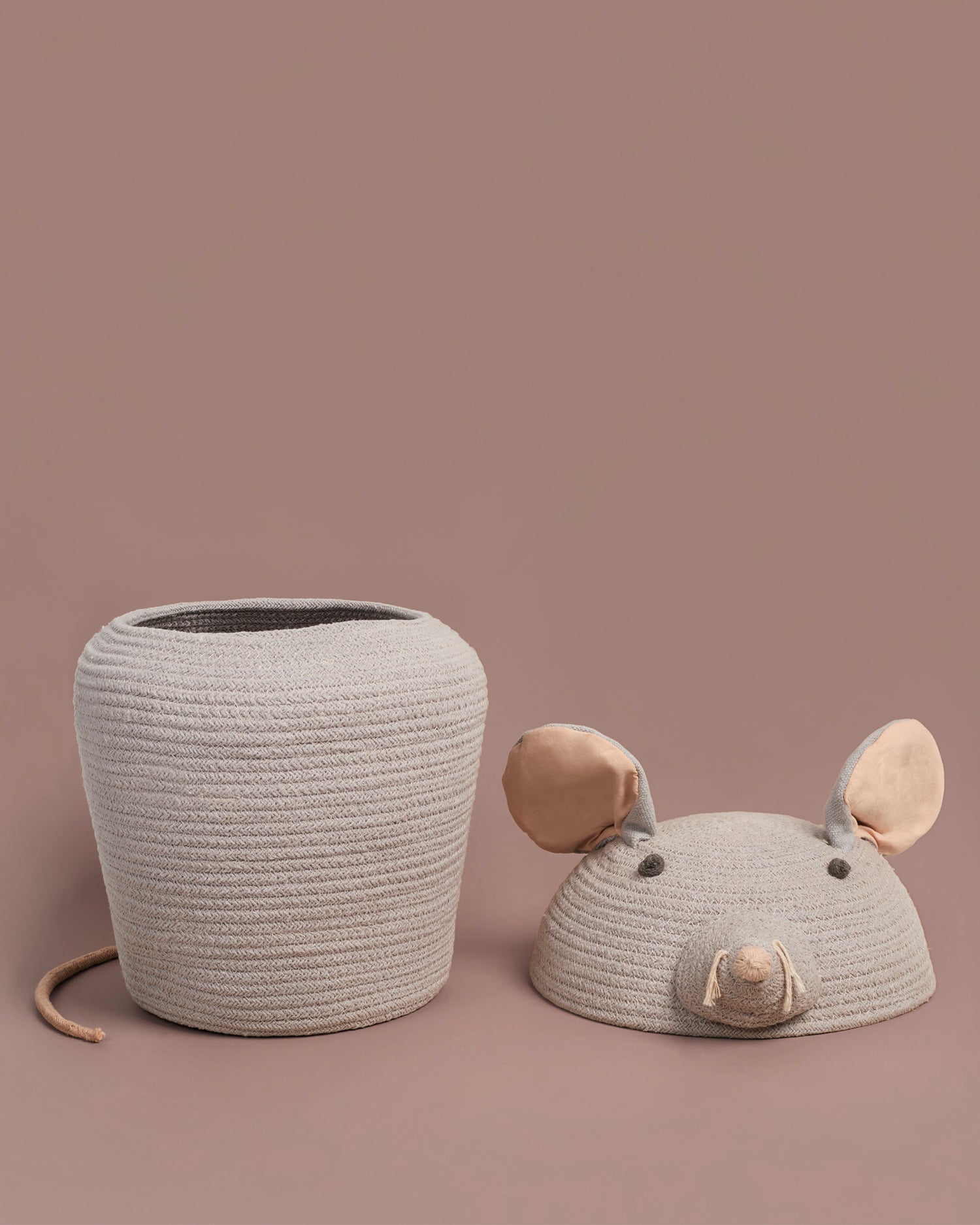 Cesto con coperchio realizzato a mano Renata the Rat