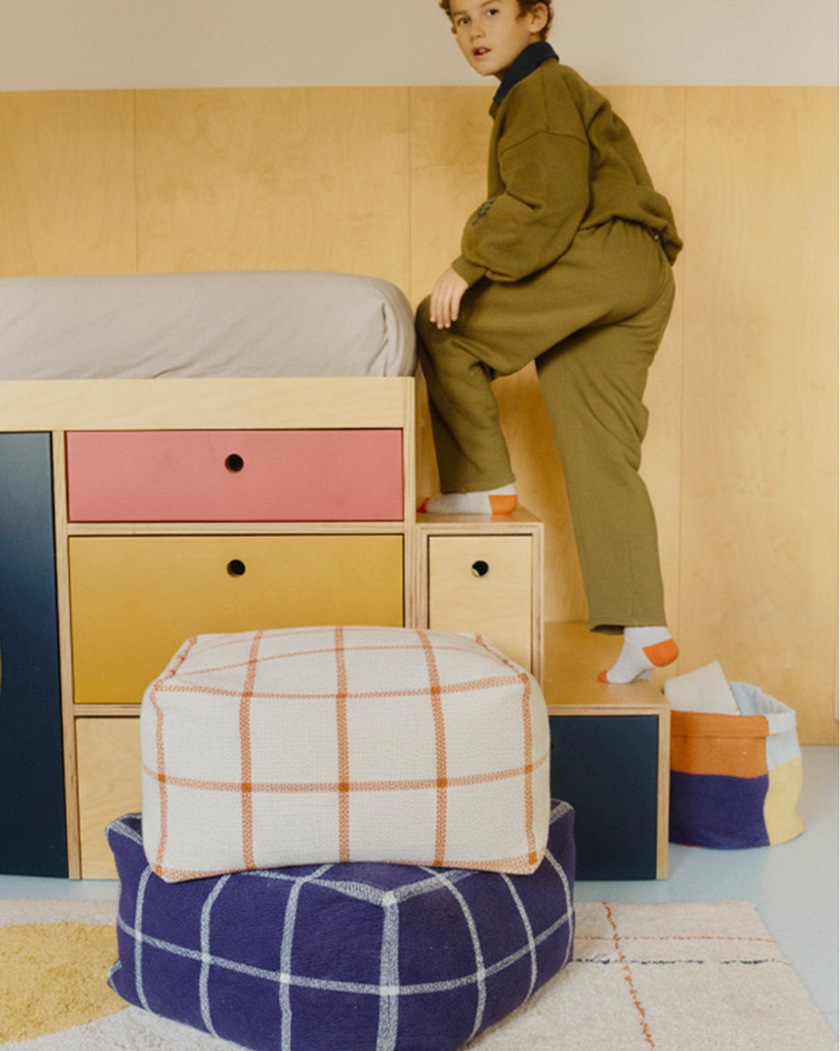 Pouf intrecciato a mano Geo Block