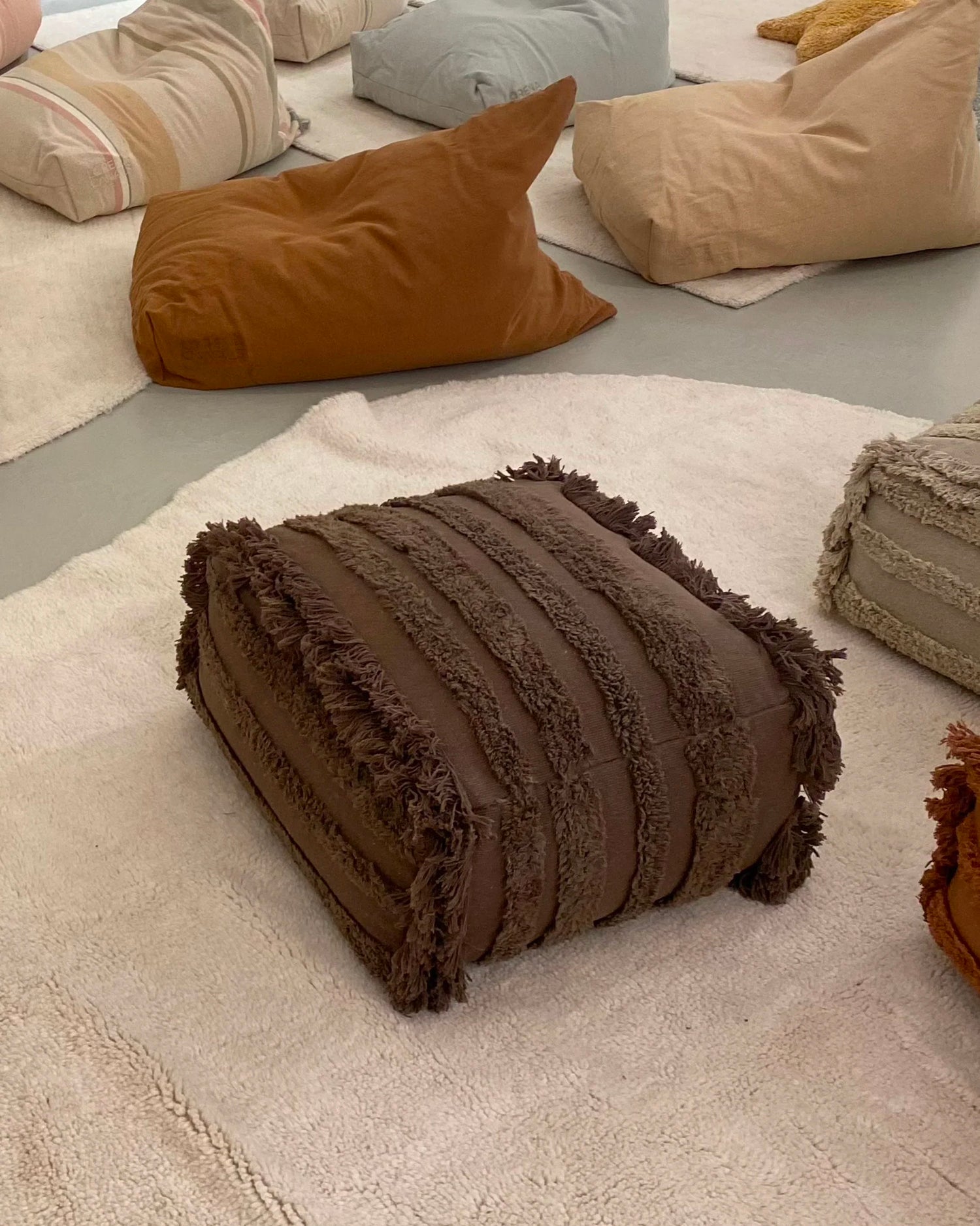 Pouf in cotone realizzato a mano Air
