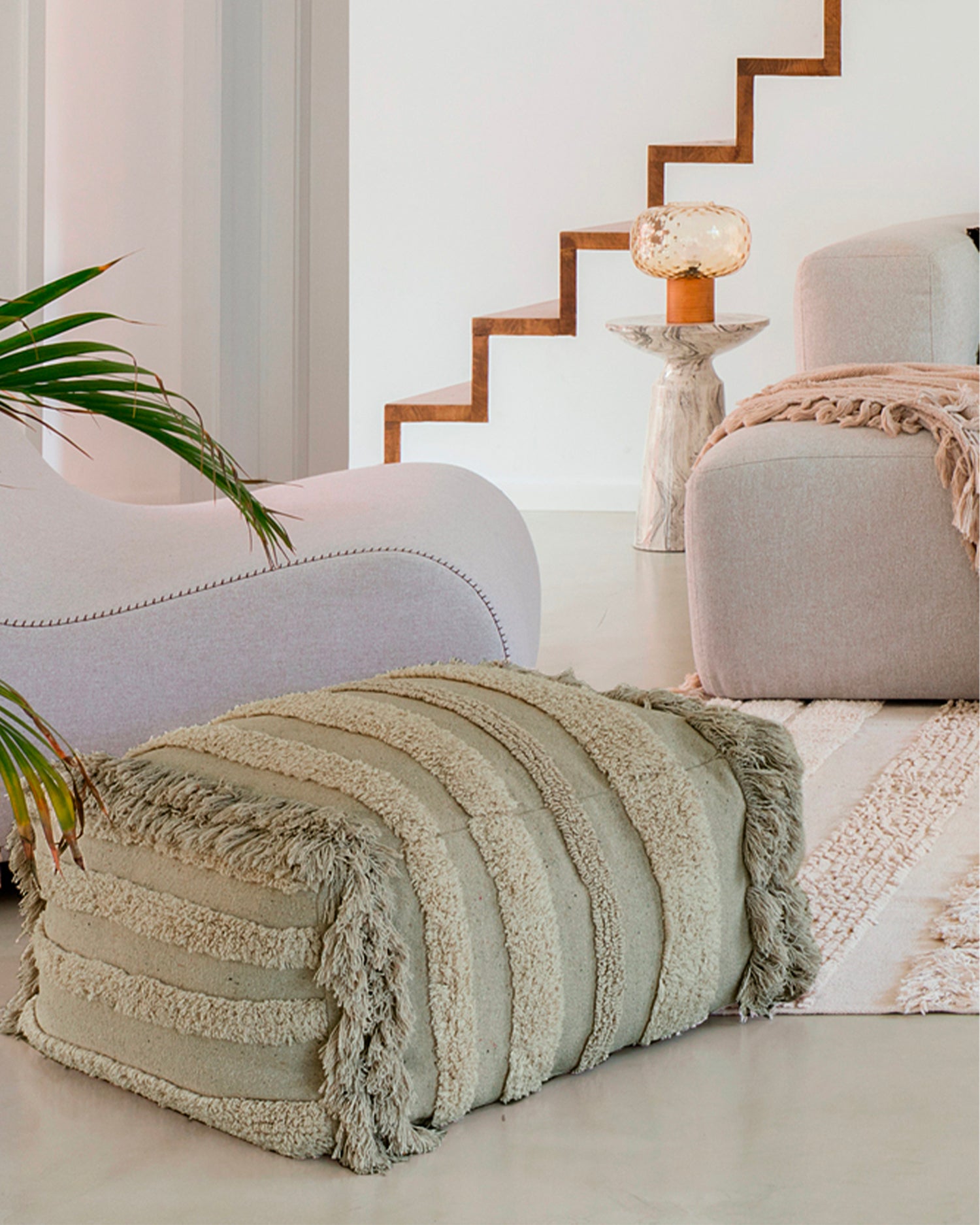 Pouf in cotone realizzato a mano Air