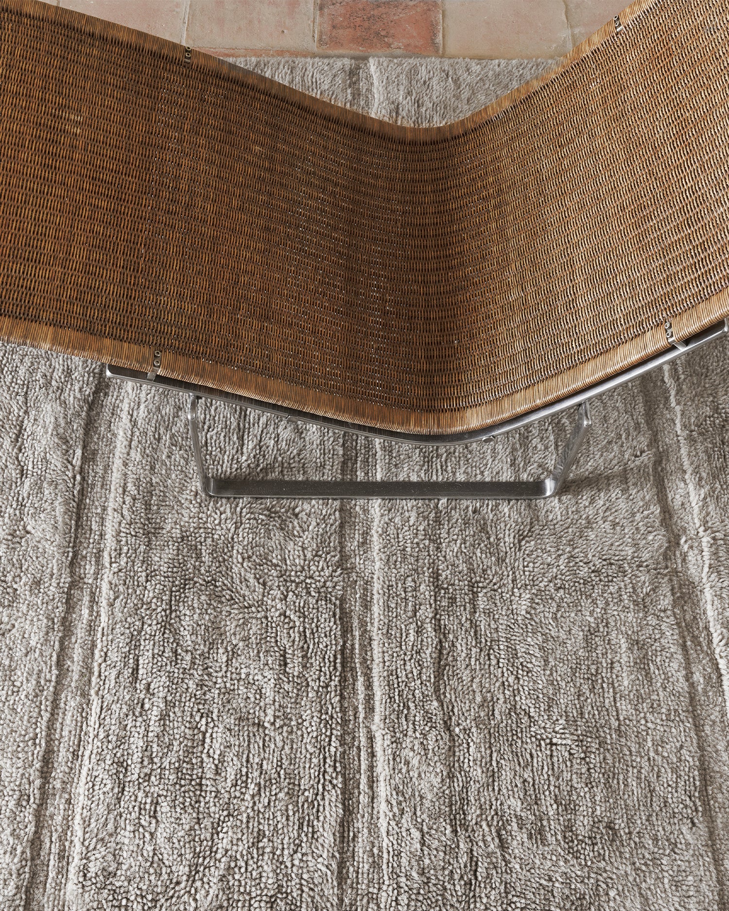 Tappeto lavabile in lana realizzato a mano Steppe