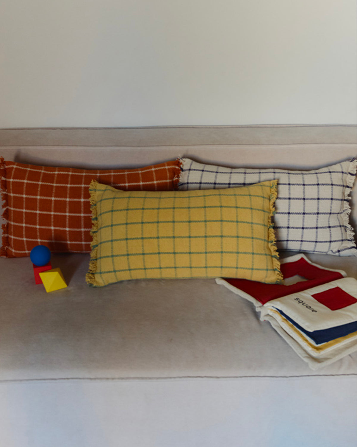 Cuscino intrecciato a mano Geo Block