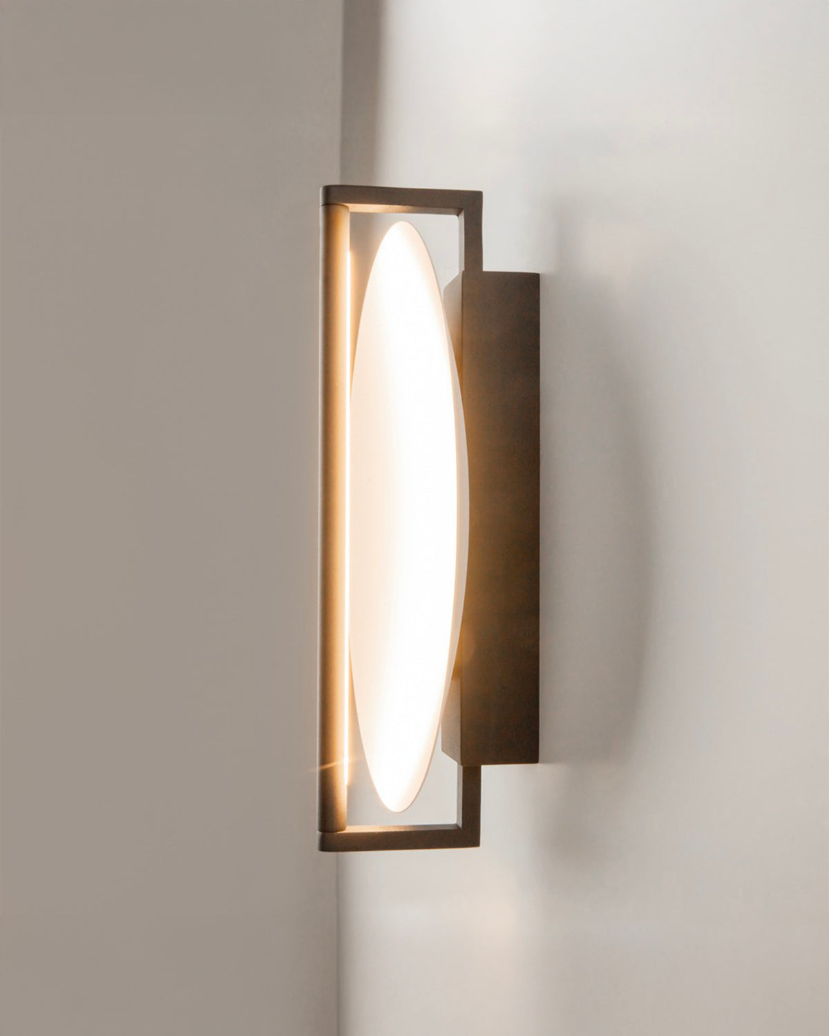 Lampada da parete in alluminio Mira - Alluminio