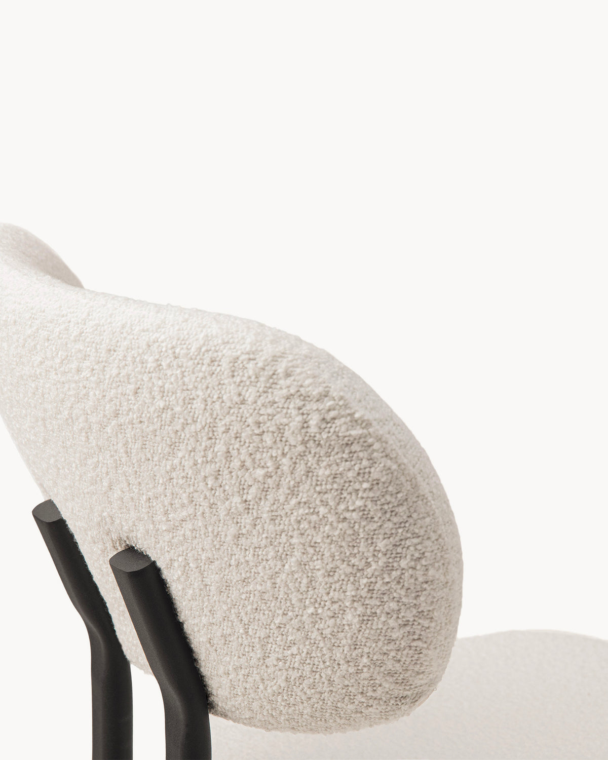 Sedia imbottita in bouclé Sam