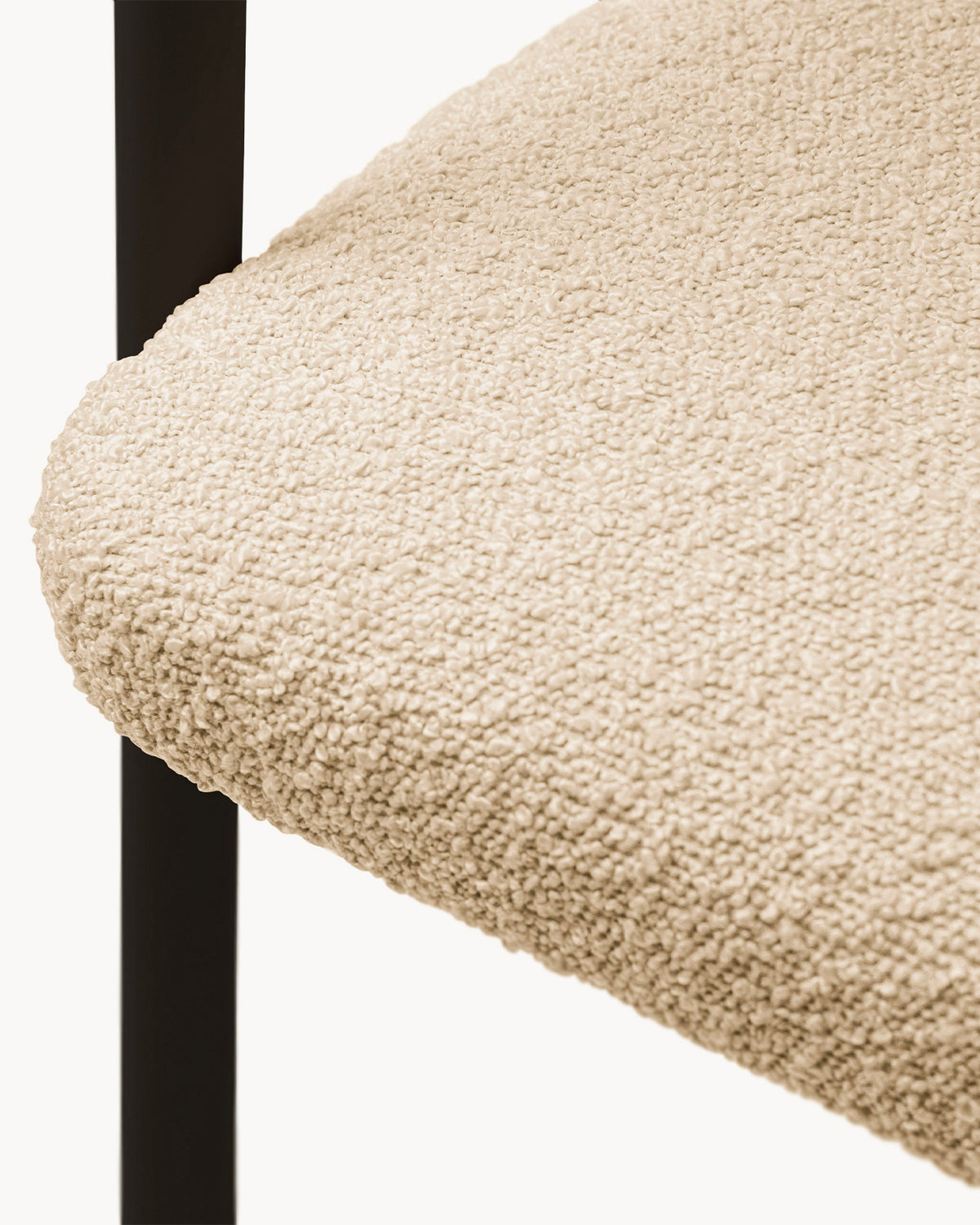 Sedia con braccioli in bouclé Lea