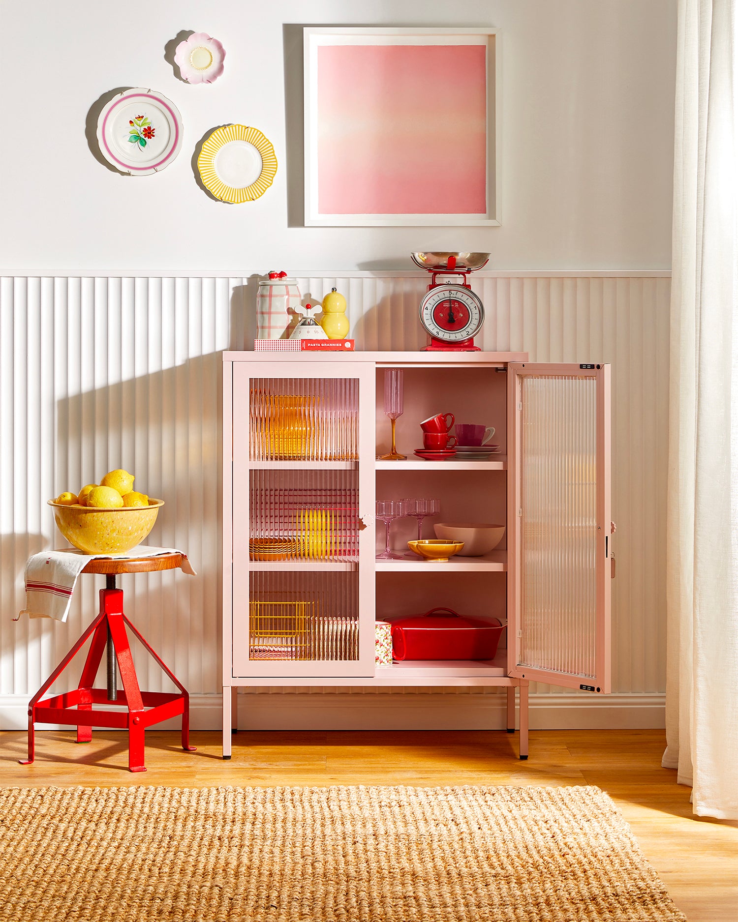 Vetrinetta in metallo e vetro The Mixer, rosa chiaro