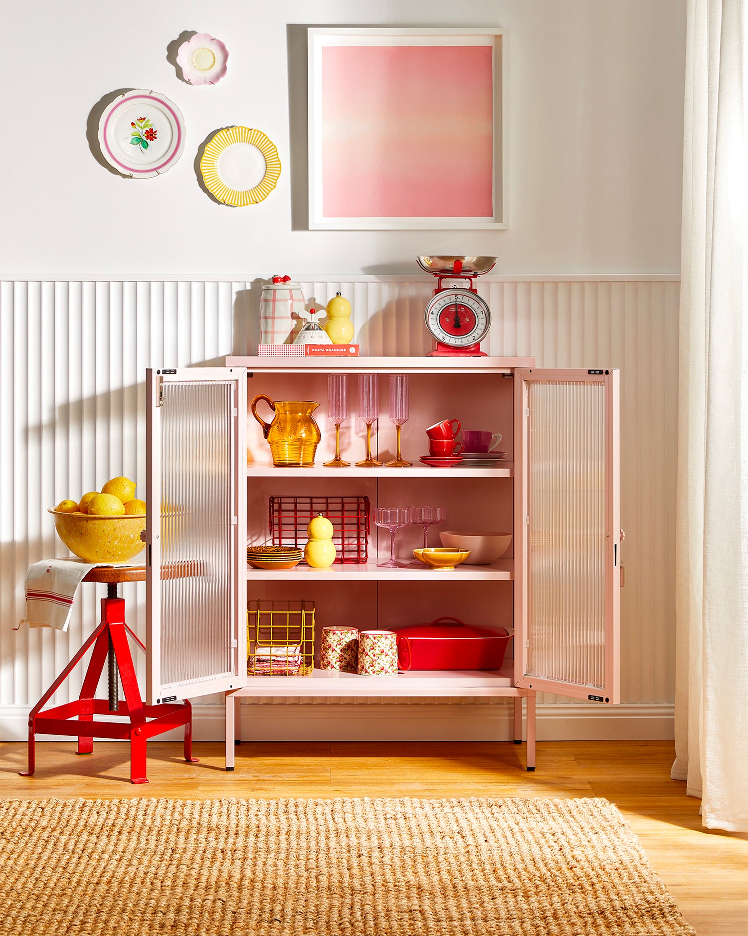 Vetrinetta in metallo e vetro The Mixer, rosa chiaro
