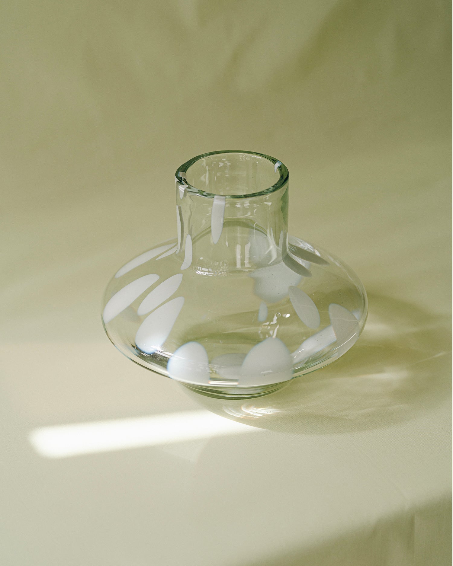 Vaso in vetro soffiato realizzato a mano Glom