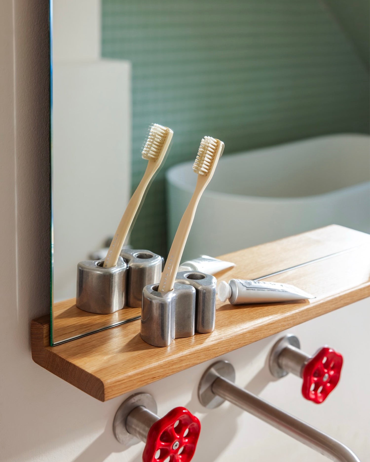 Specchio da parete in legno Lun