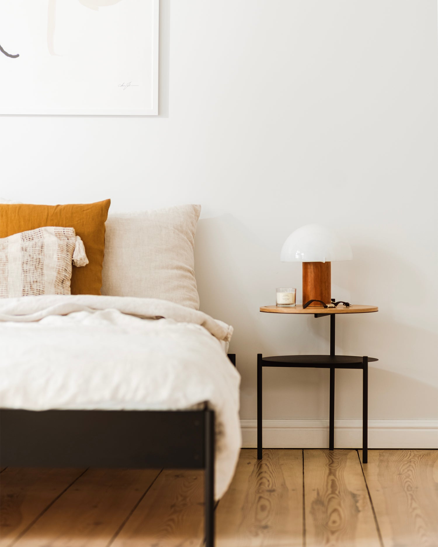 Tavolino rotondo con gambe in acciaio Tu