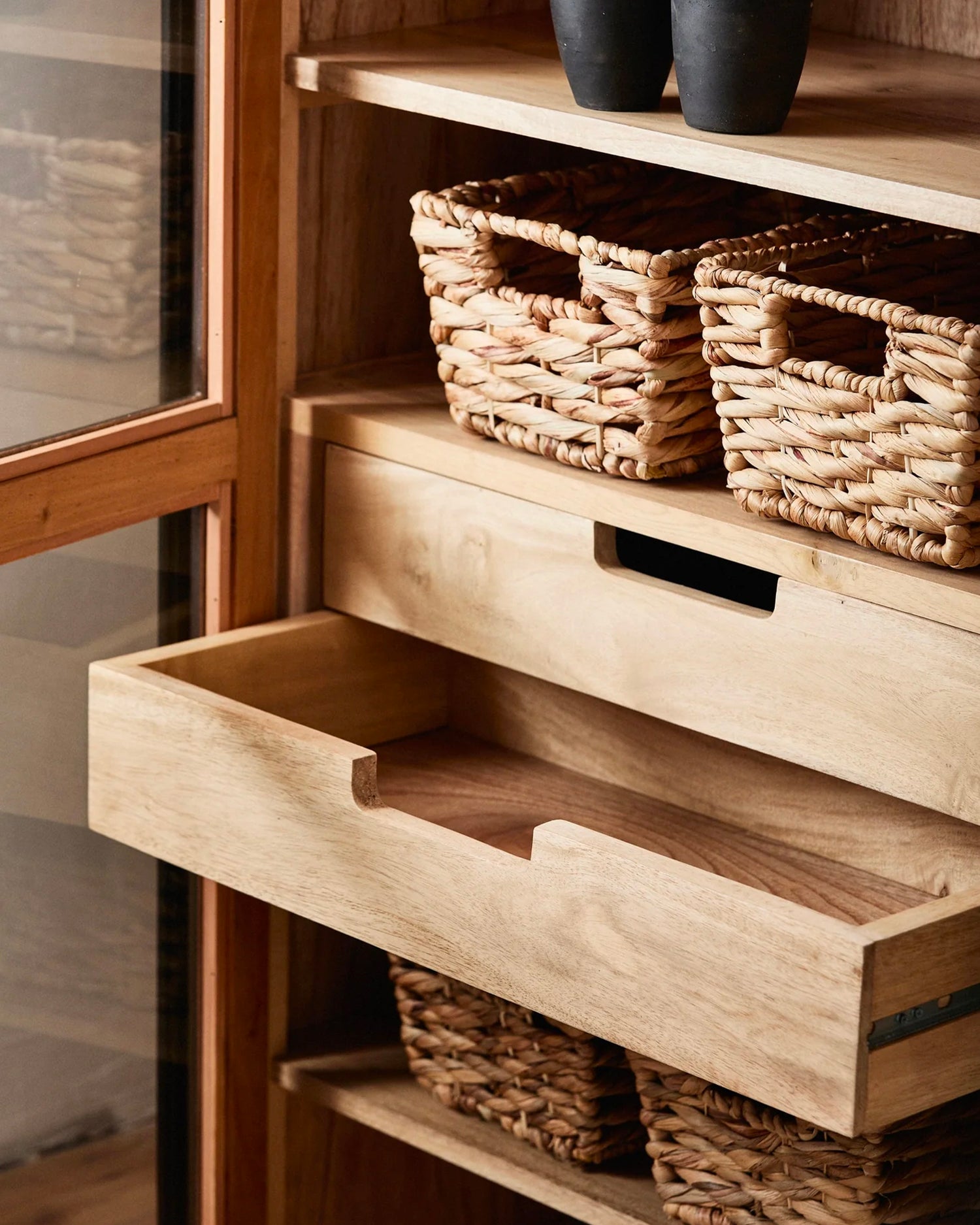 Vetrina in legno Viva