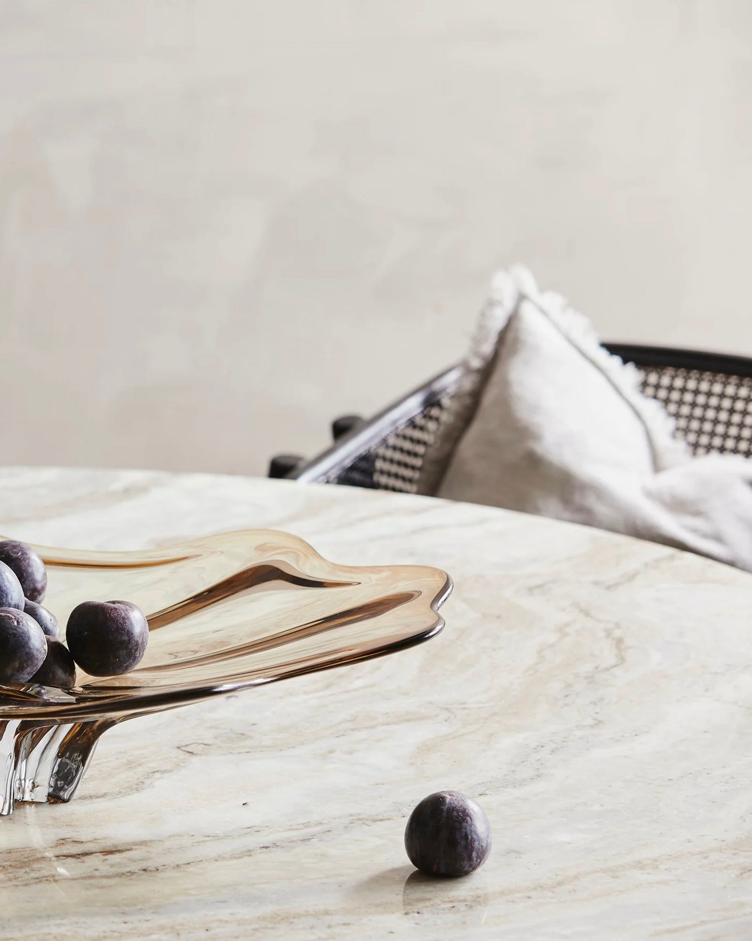 Tavolo da pranzo rotondo in marmo e legno Erie