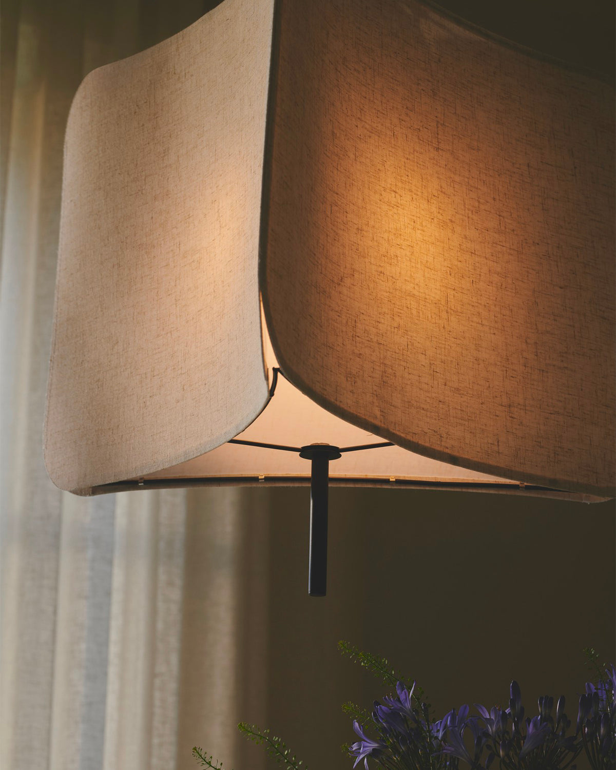 Lampada a sospensione in tessuto Tinto